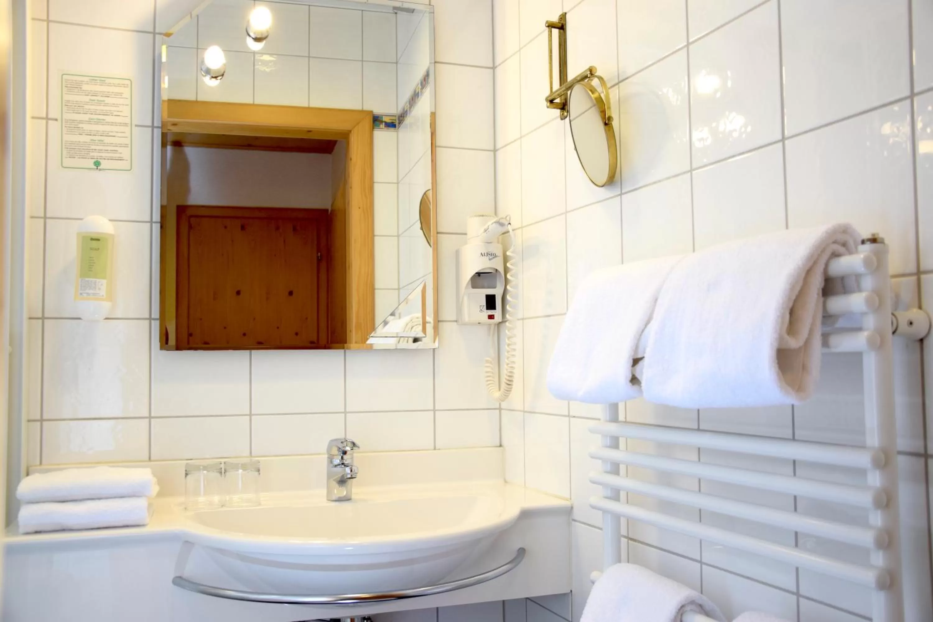 Bathroom in Rathskeller Weitra