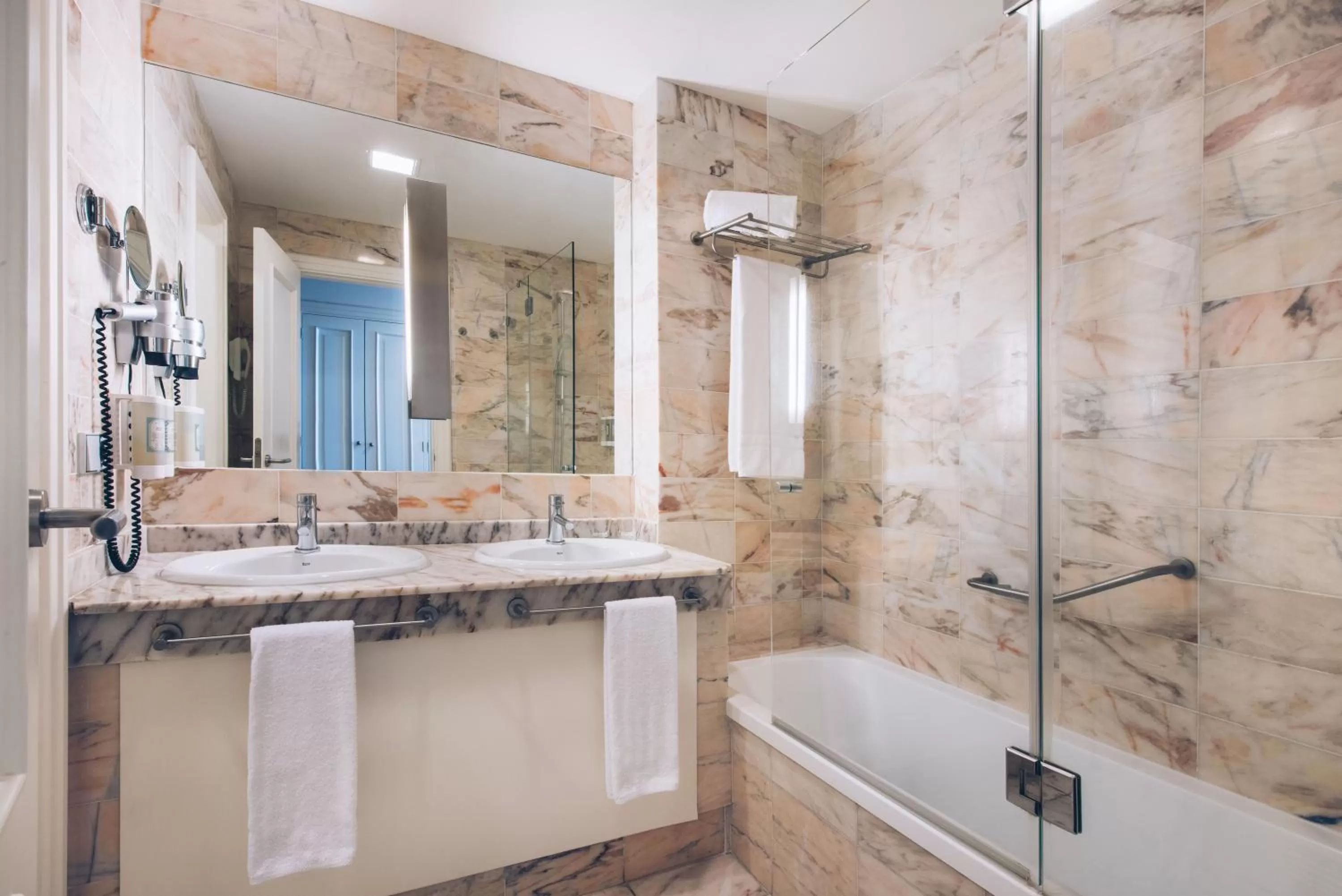 Toilet in Iberostar Heritage Grand Mencey