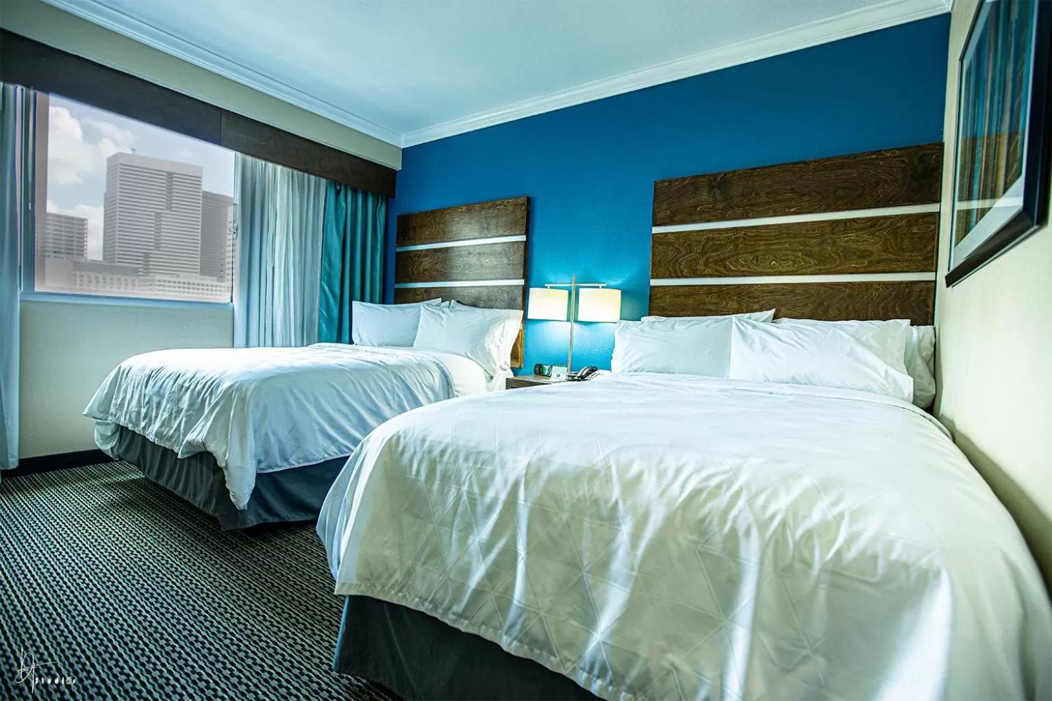 Bed in Holiday Inn Houston Downtown by IHG