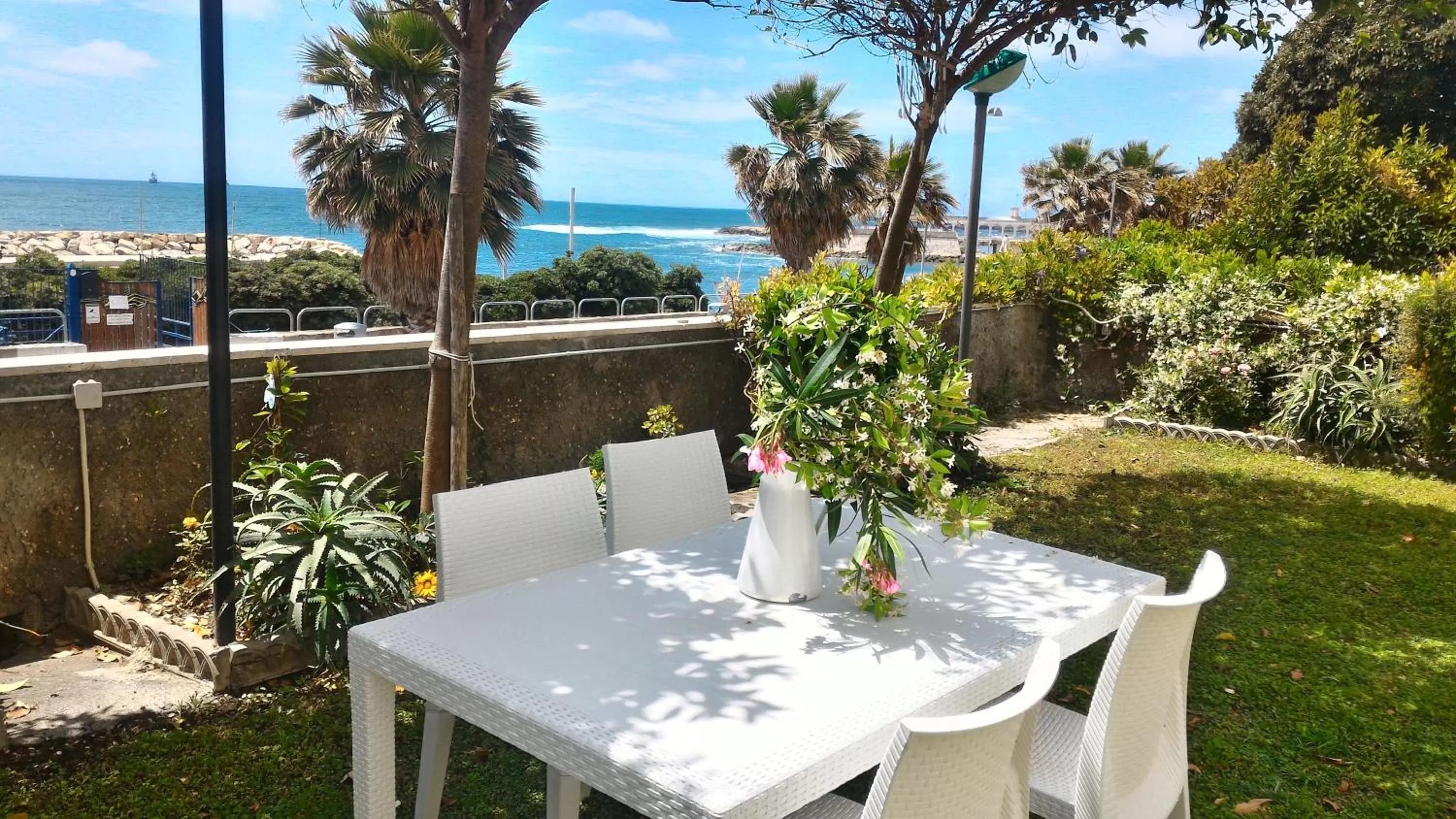 Natural landscape in Maison De Revel