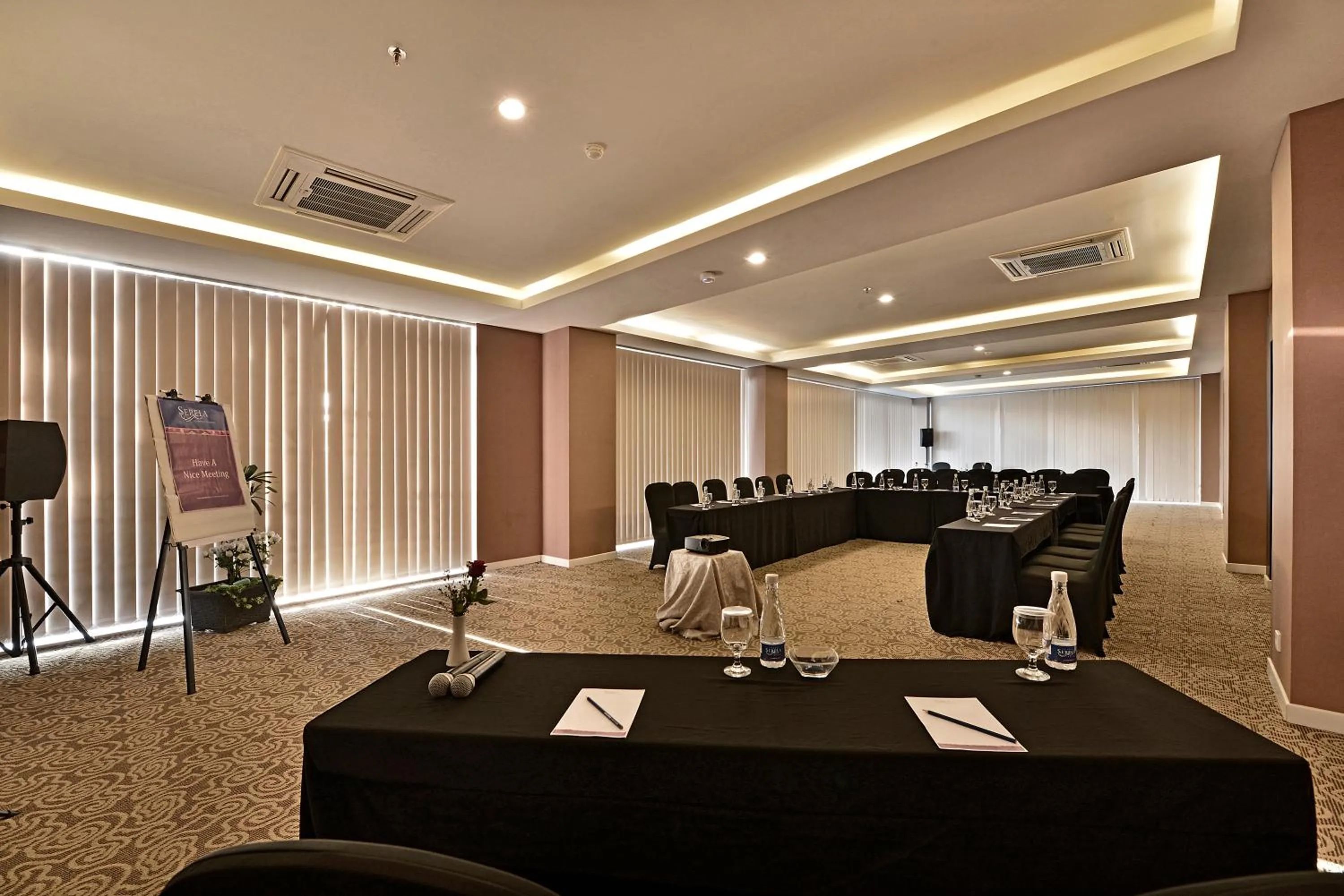 Area and facilities in Serela Cihampelas by KAGUM Hotels