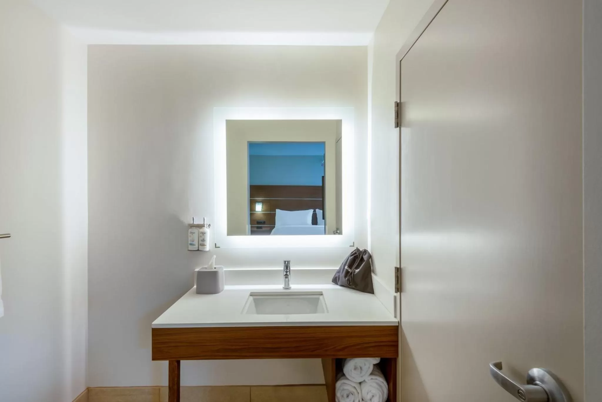 Bathroom in Holiday Inn Express Vermilion by IHG