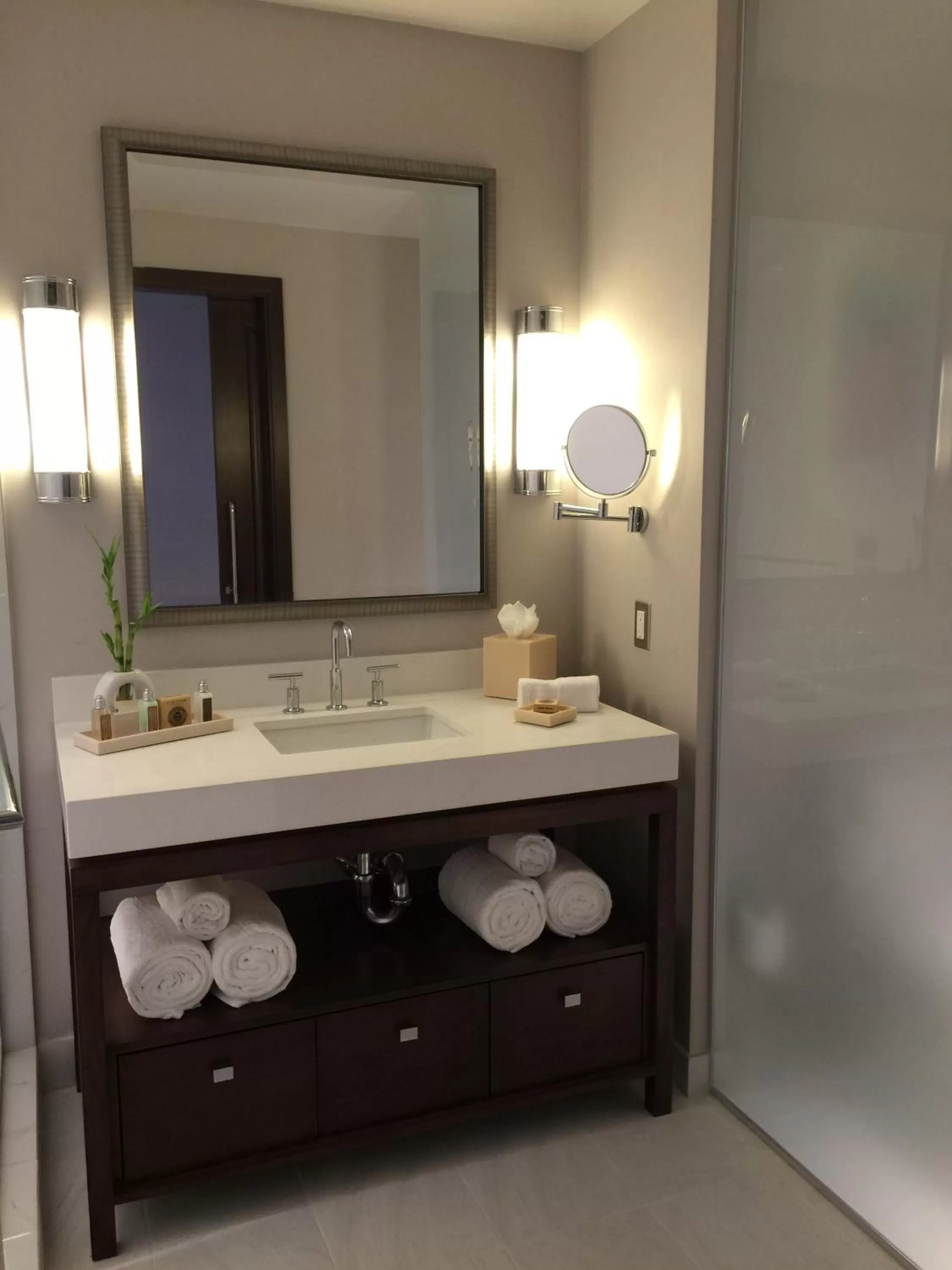 Bathroom in Parkwest Bicycle Casino