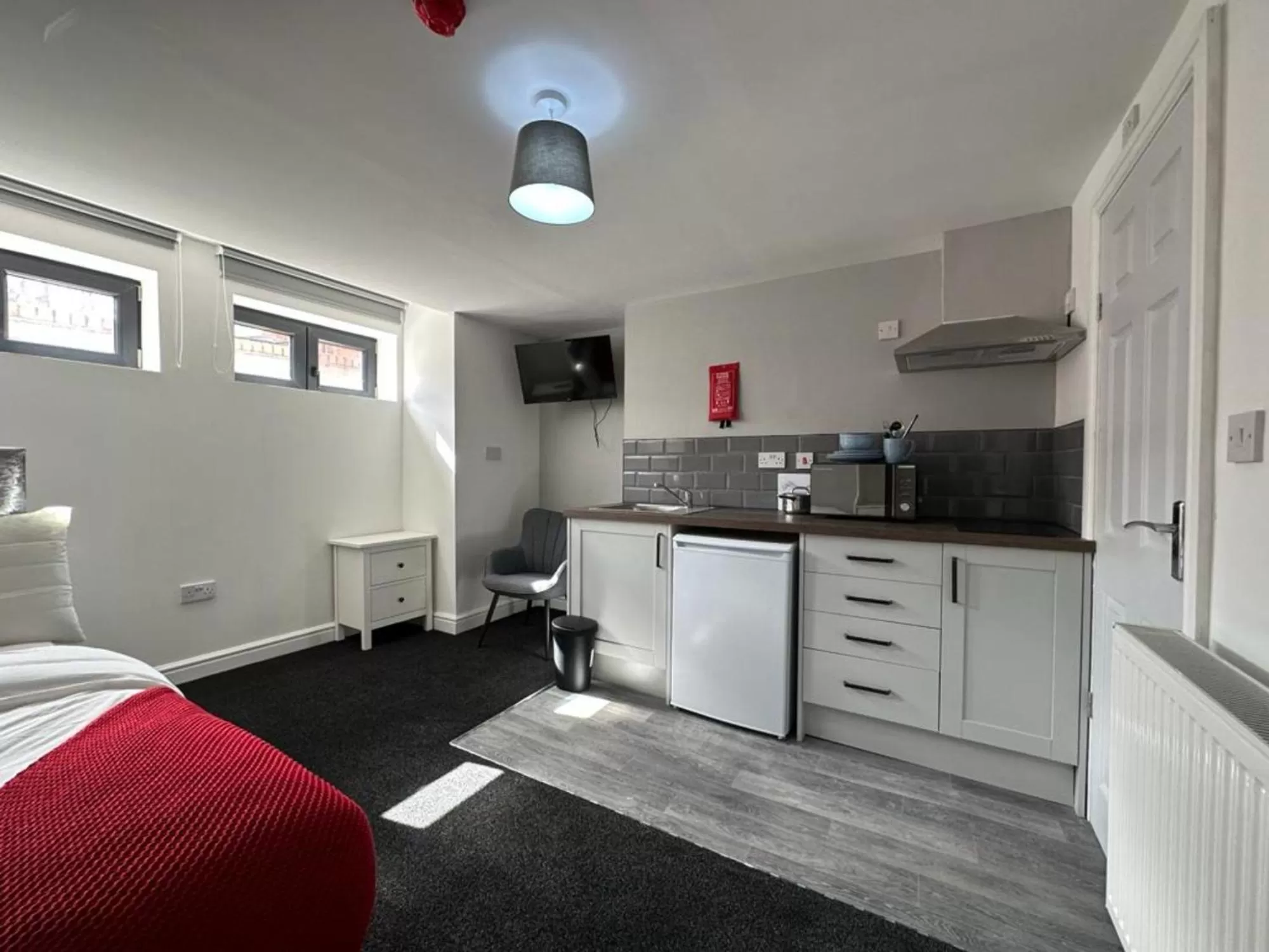 Kitchen/Kitchenette in The Fishpond - Premier Nottingham Studios