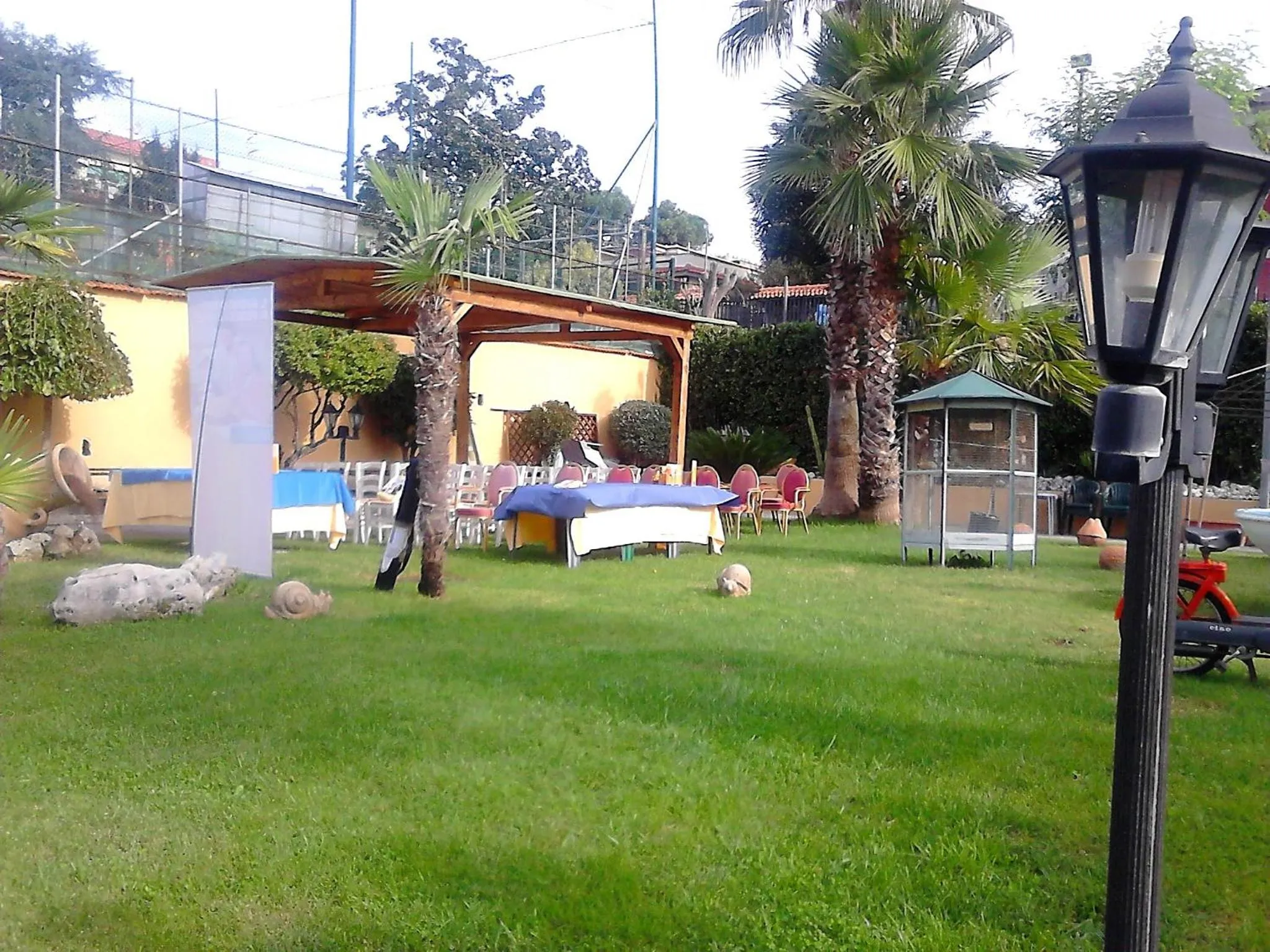 Garden in Green Park Hotel