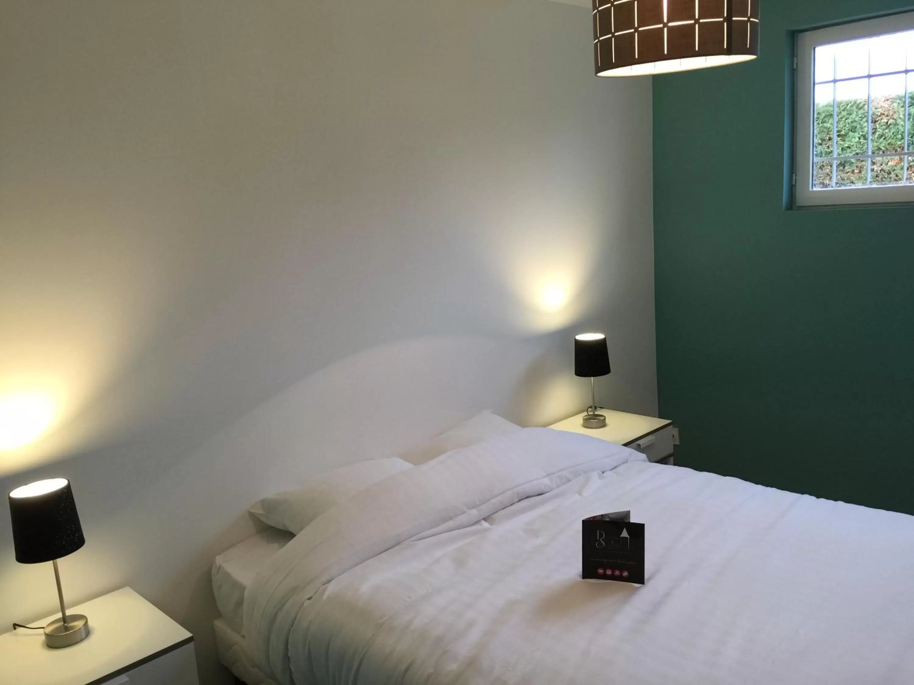 Bed in Les Villas du Domaine de Suzel