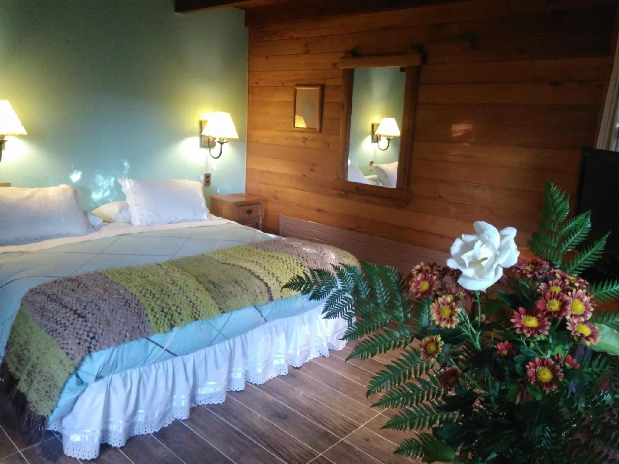 Decorative detail, Bed in Hotel Malalhue