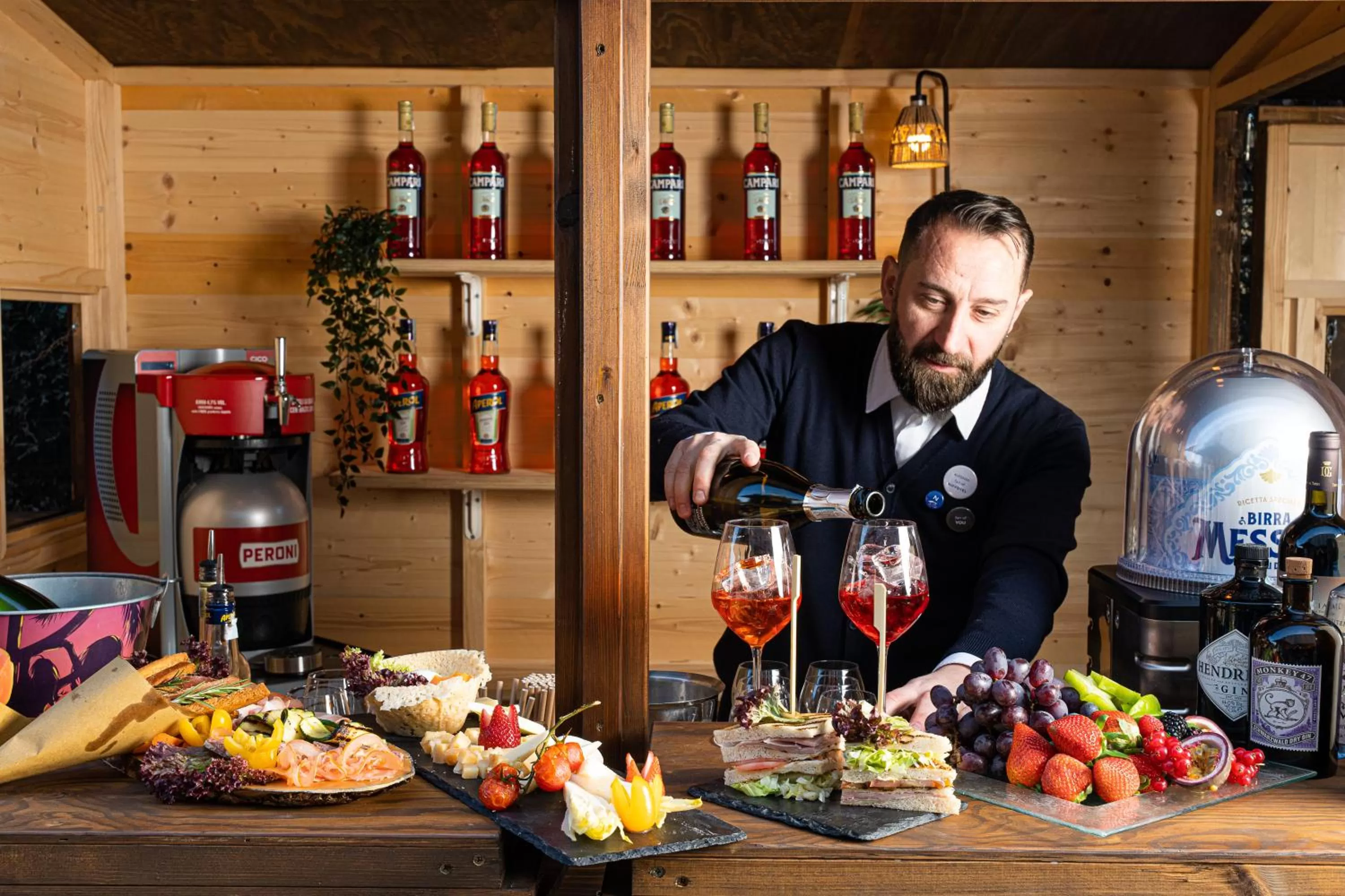 Restaurant/places to eat in Novotel Roma Est