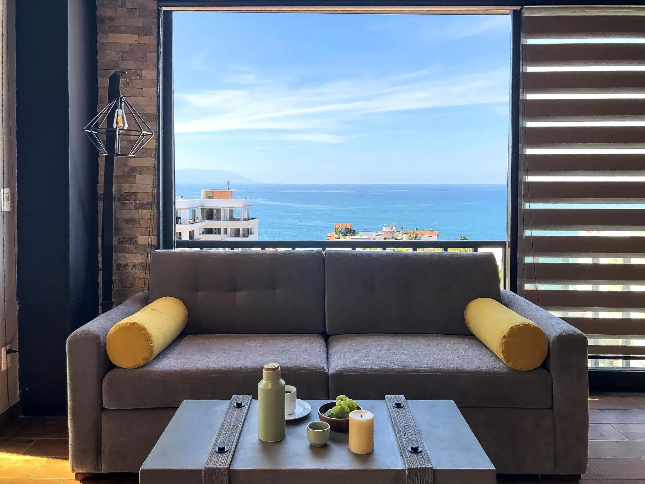 Living room in Pinnacle Resorts 179 - Adults Only