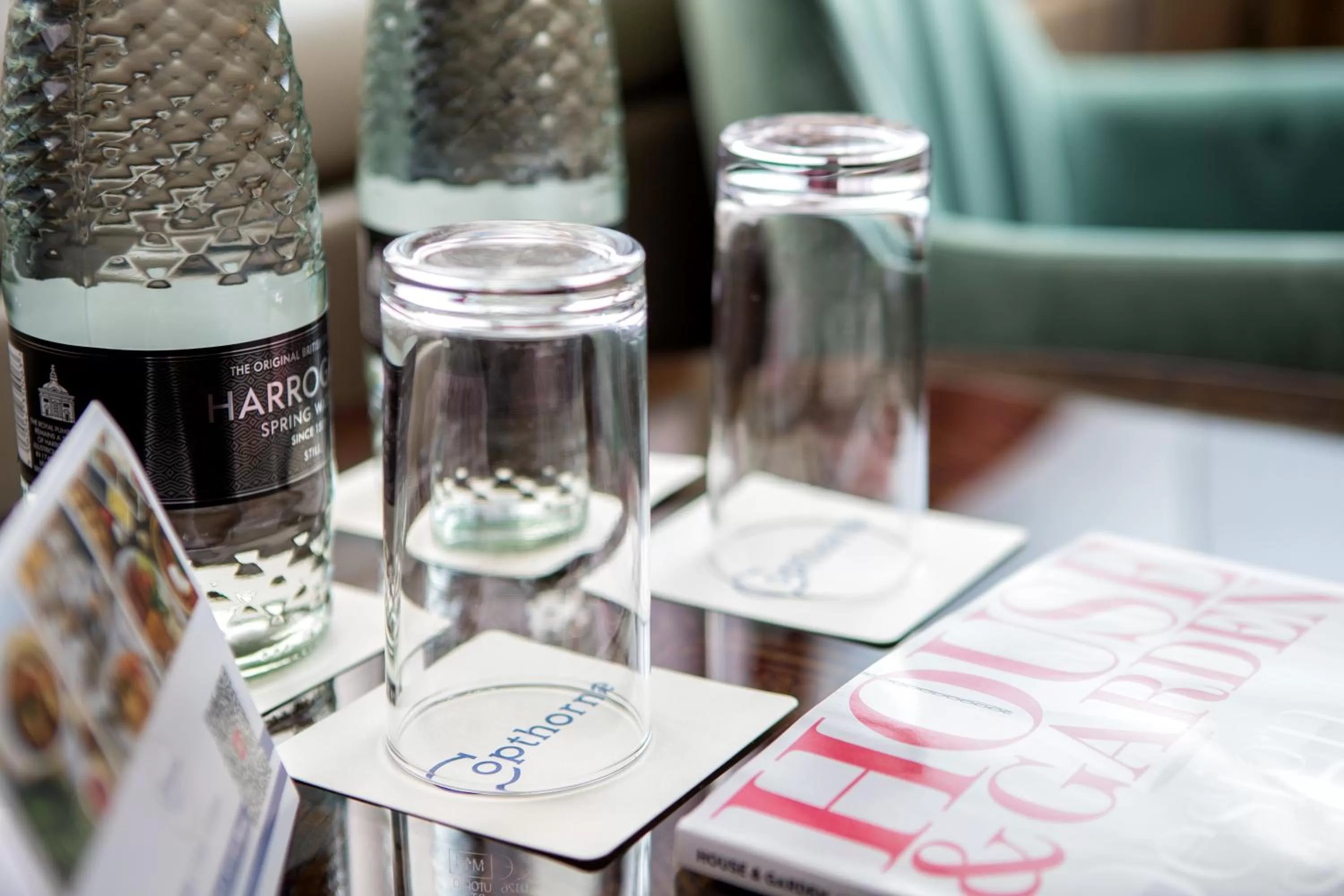 Drinks in Copthorne Tara Hotel London Kensington