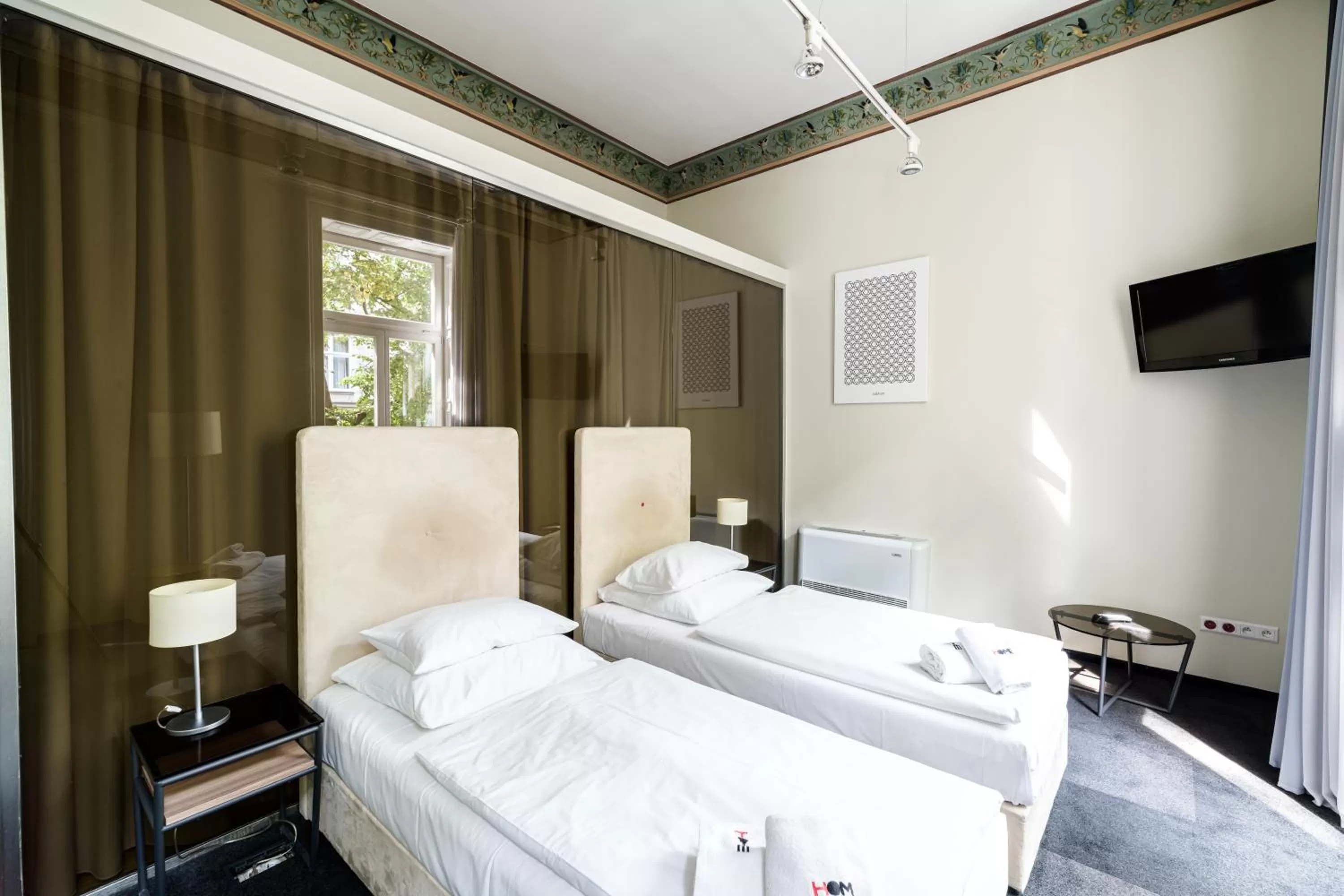 Bed in Home Aparthotel