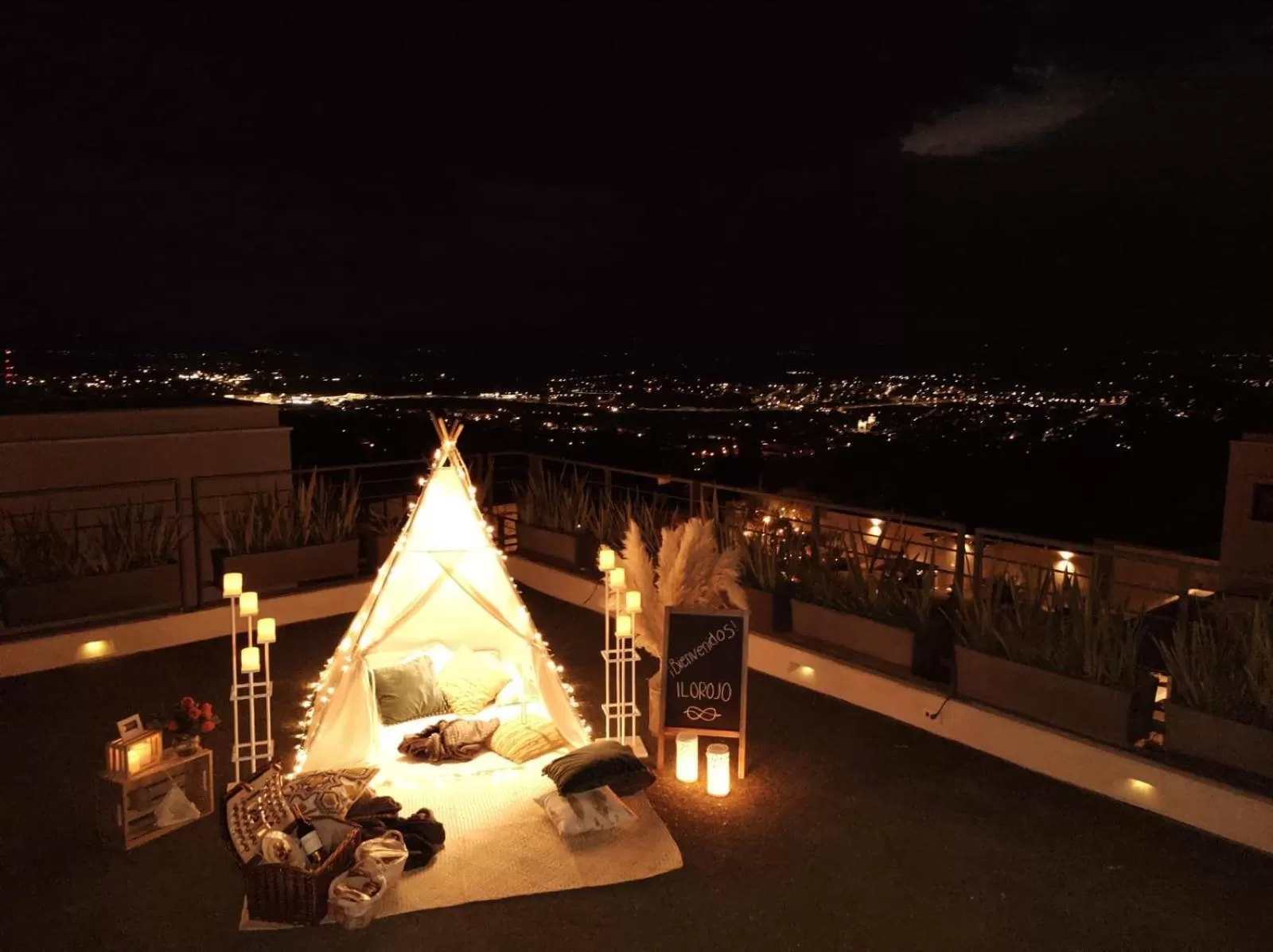 Activities in Ilo Rojo San Miguel de Allende Curamoria Collection