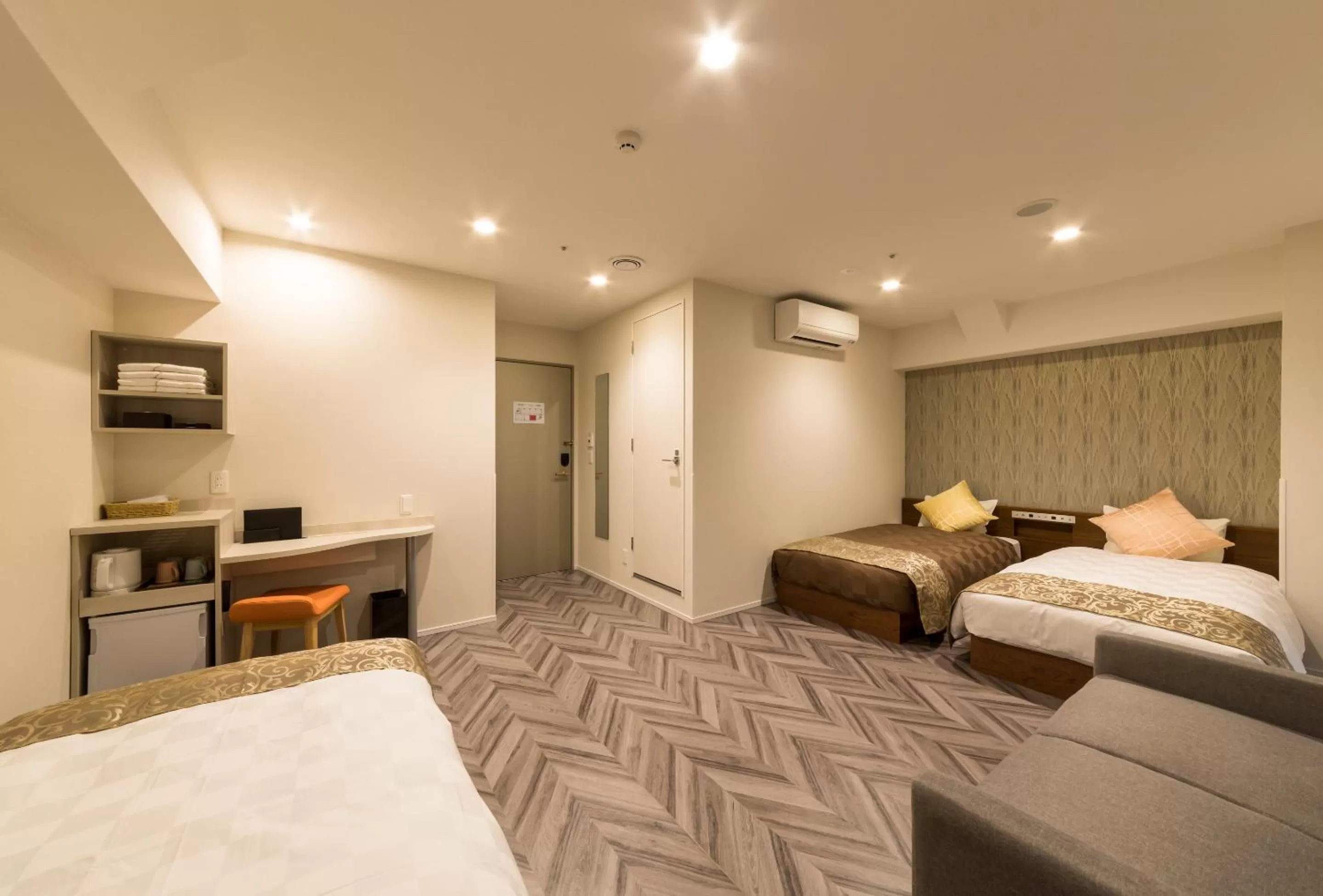 Photo of the whole room, Bed in SARASA HOTEL Shin-Osaka