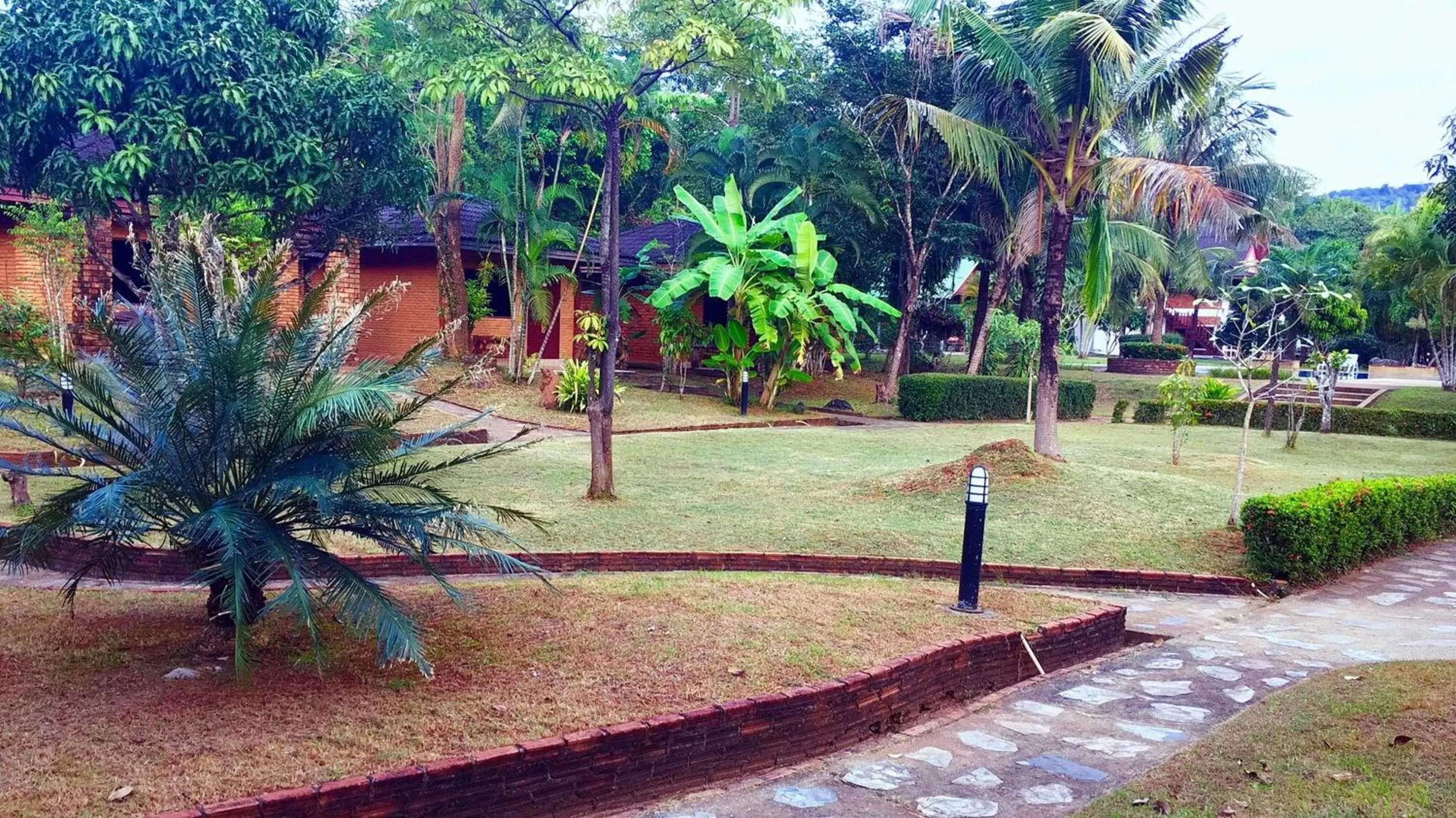 Garden in Doo Dee Boutique Resort by Swiss Chalet