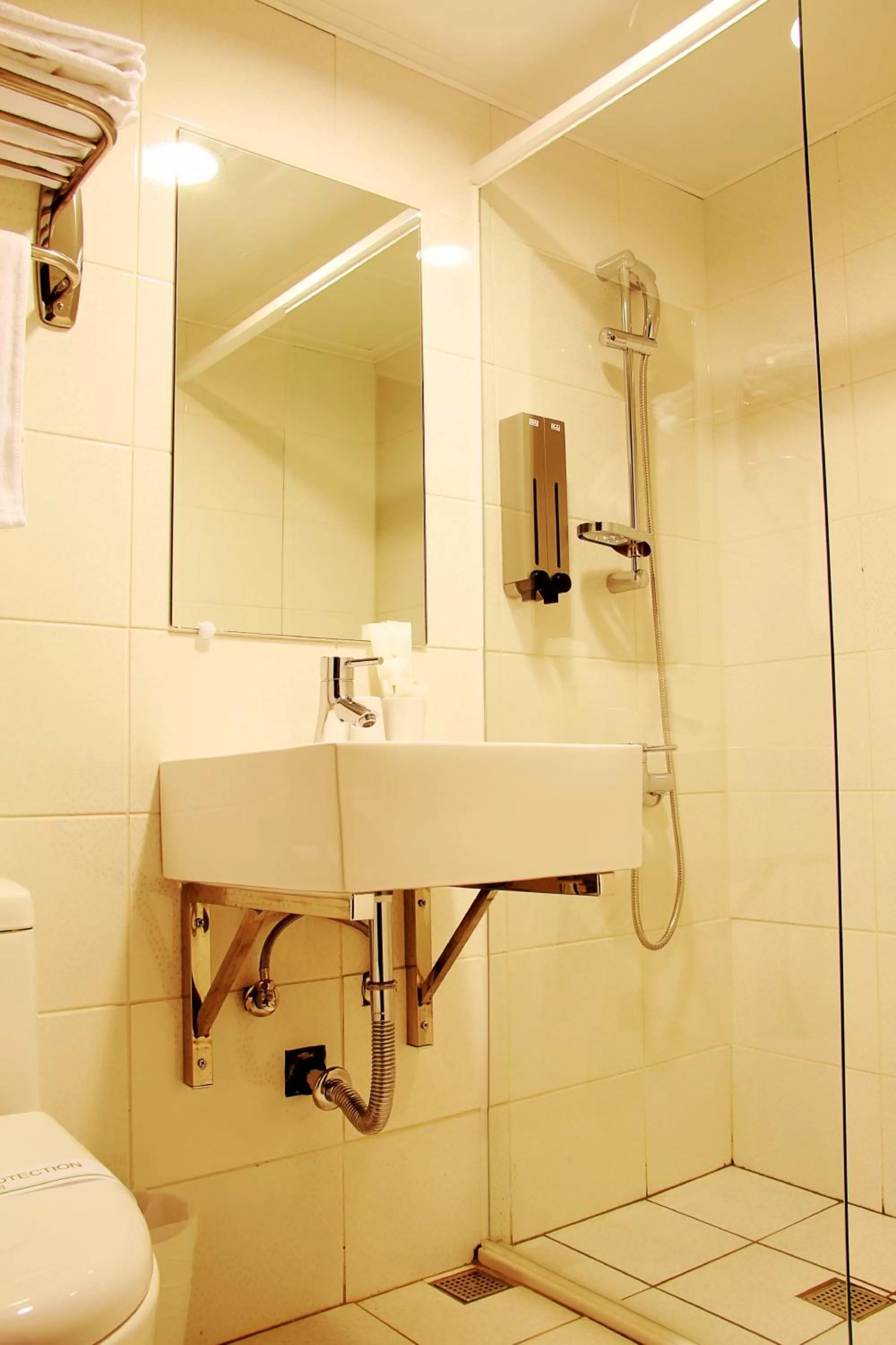 Bathroom in Chance Hotel