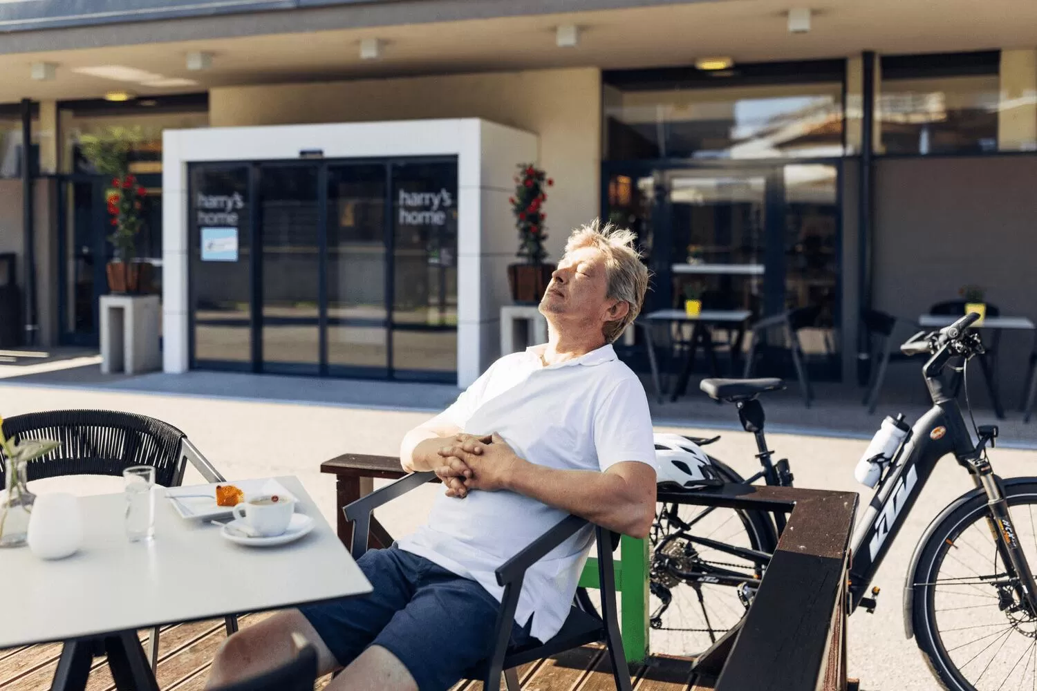 Coffee/tea facilities in harry's home Linz-Urfahr hotel & apartments