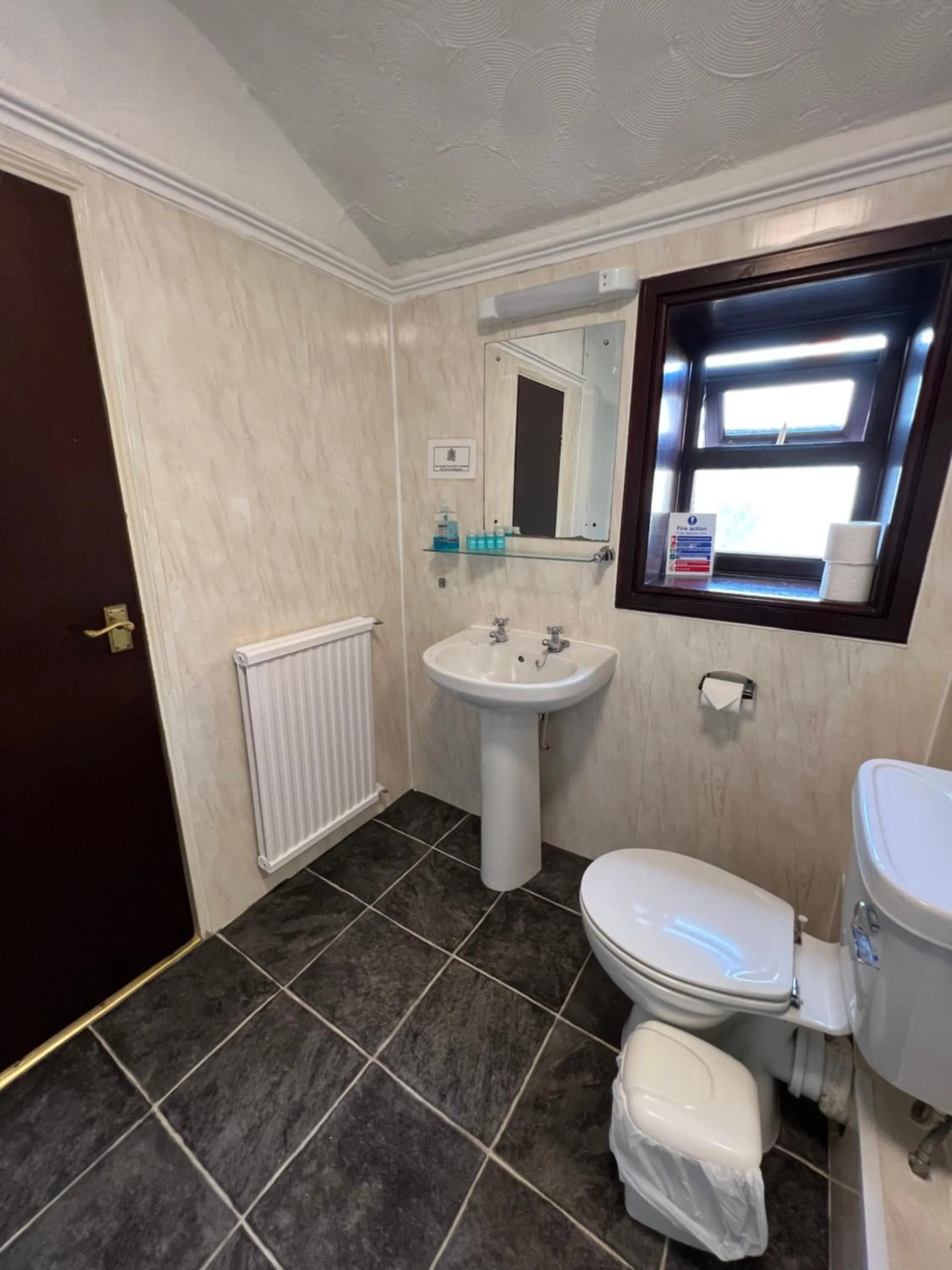 Georgian House Hotel