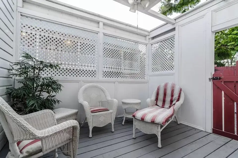 Queen Room in Casablanca Inn on the Bay Queen Room in Casablanca Inn on the Bay