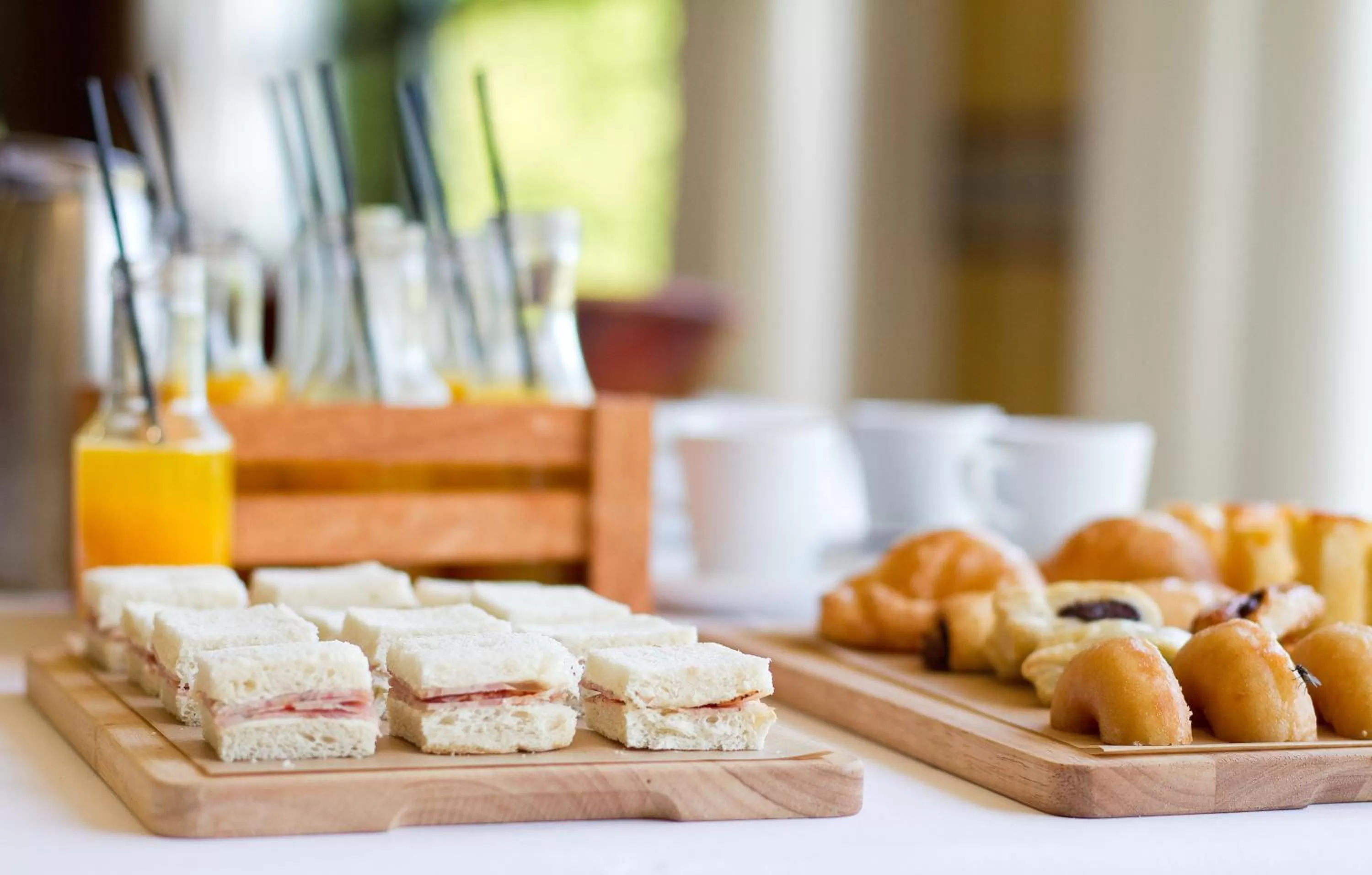 Restaurant/places to eat in Oca Puerta del Camino Hotel