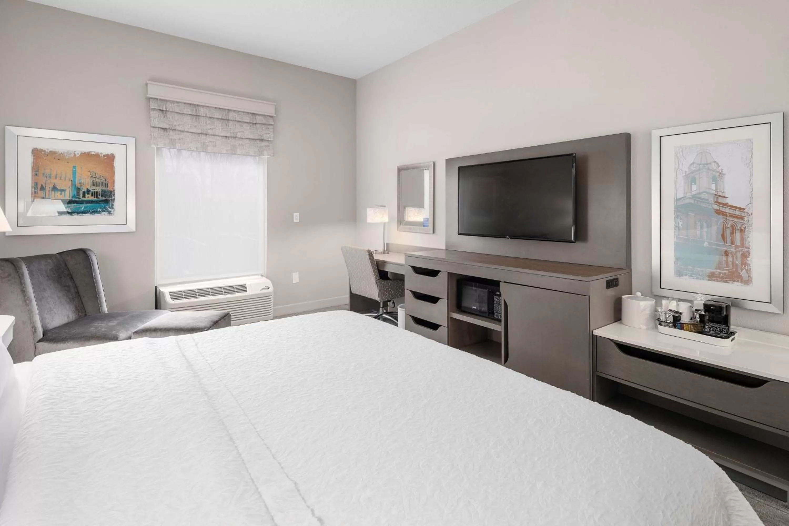 Bed in Hampton Inn - Springfield