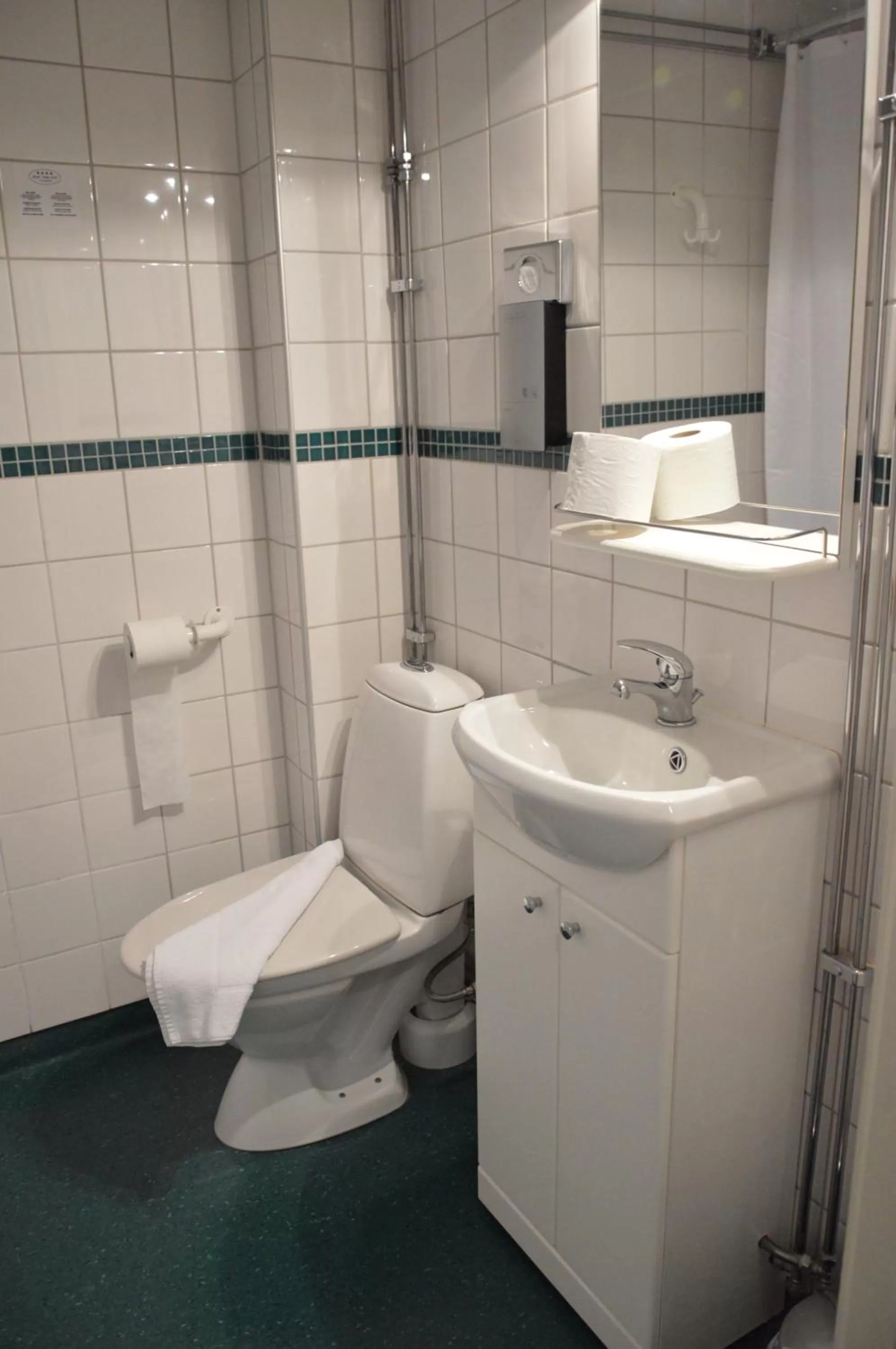 Bathroom in Best Western Hotel Anno 1937