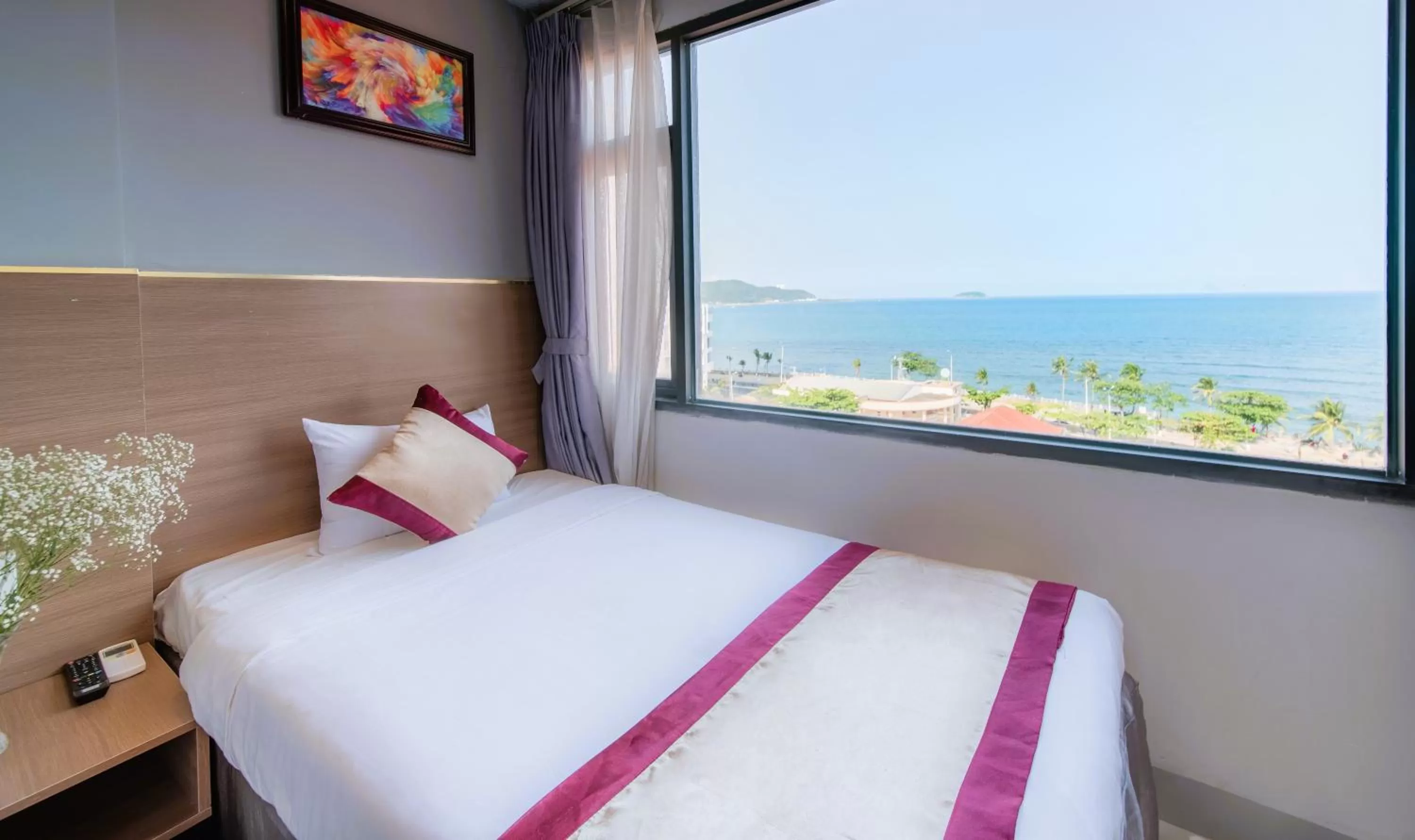 Bed in Arise Seaside Hotel