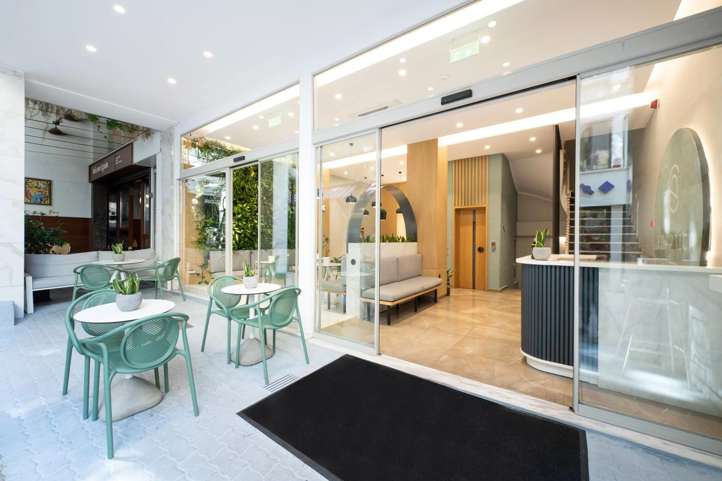 Facade/entrance in Enattica Suites