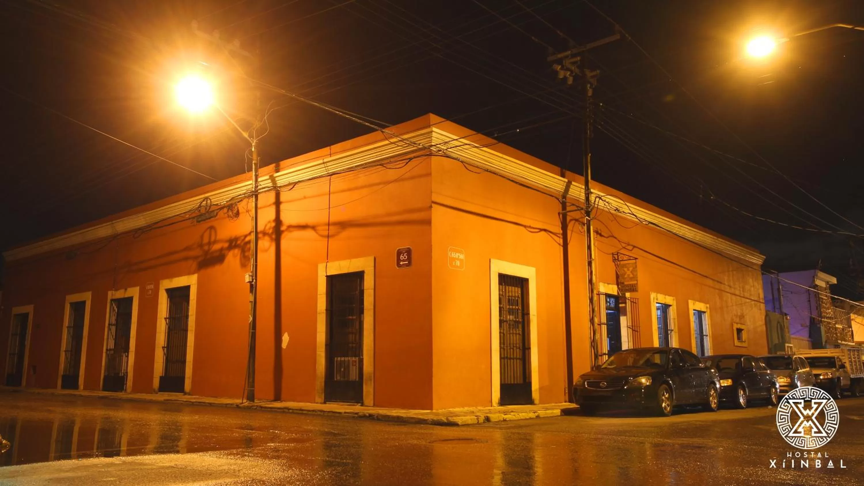 Property building in Hostal Xiinbal