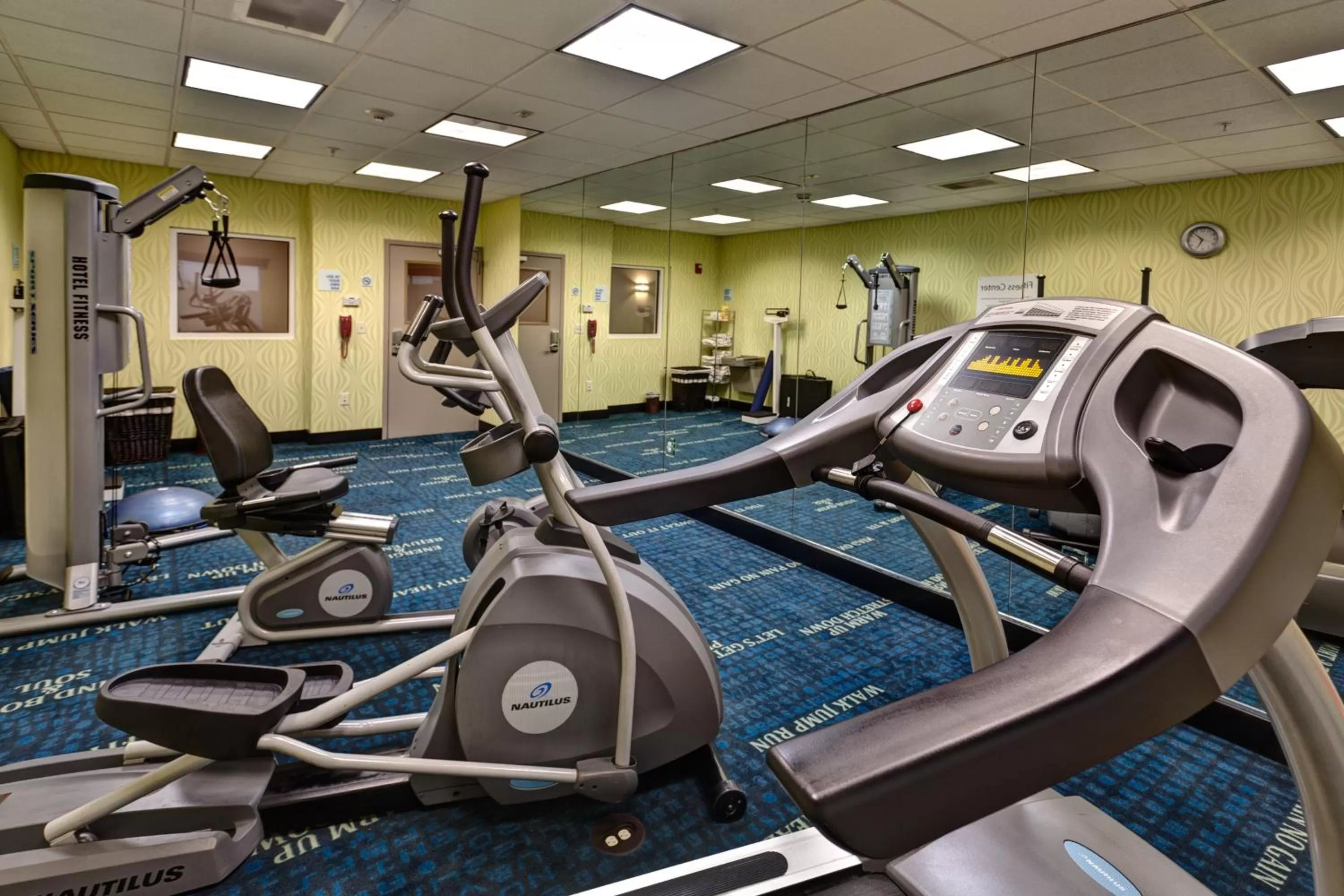 Fitness centre/facilities in Holiday Inn Express Northwest Maize by IHG