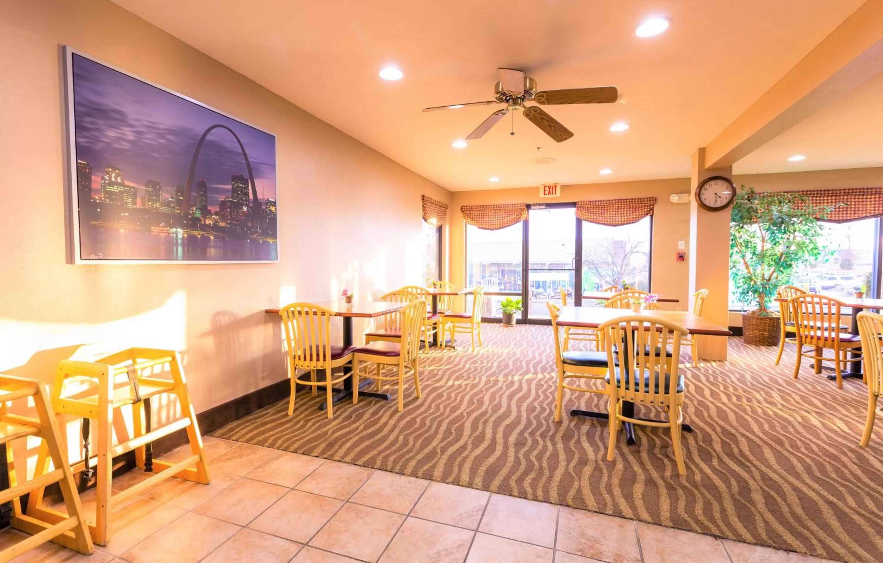 Restaurant/places to eat in Days Inn & Suites by Wyndham Cuba