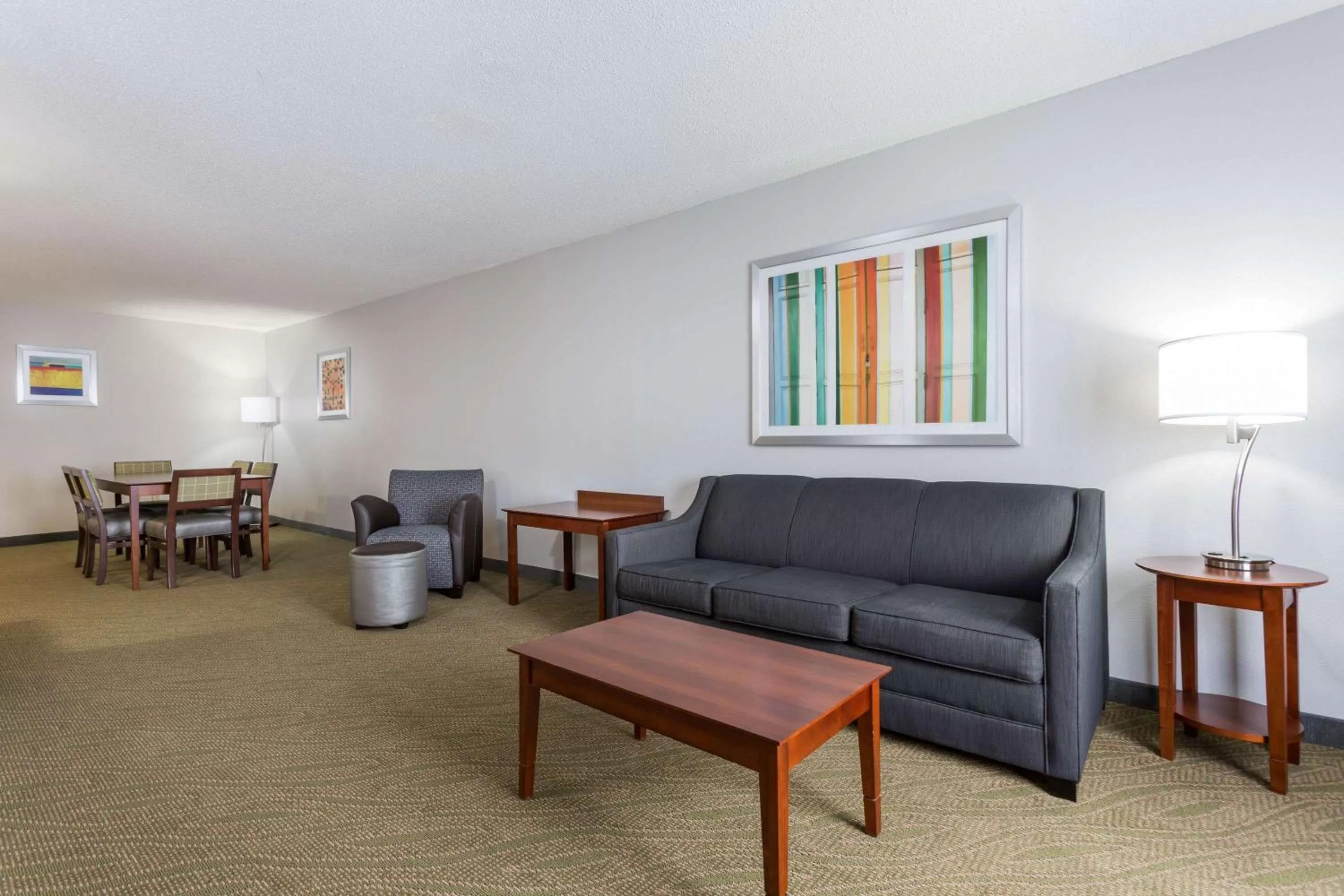 Photo of the whole room in Wingate by Wyndham Chesapeake