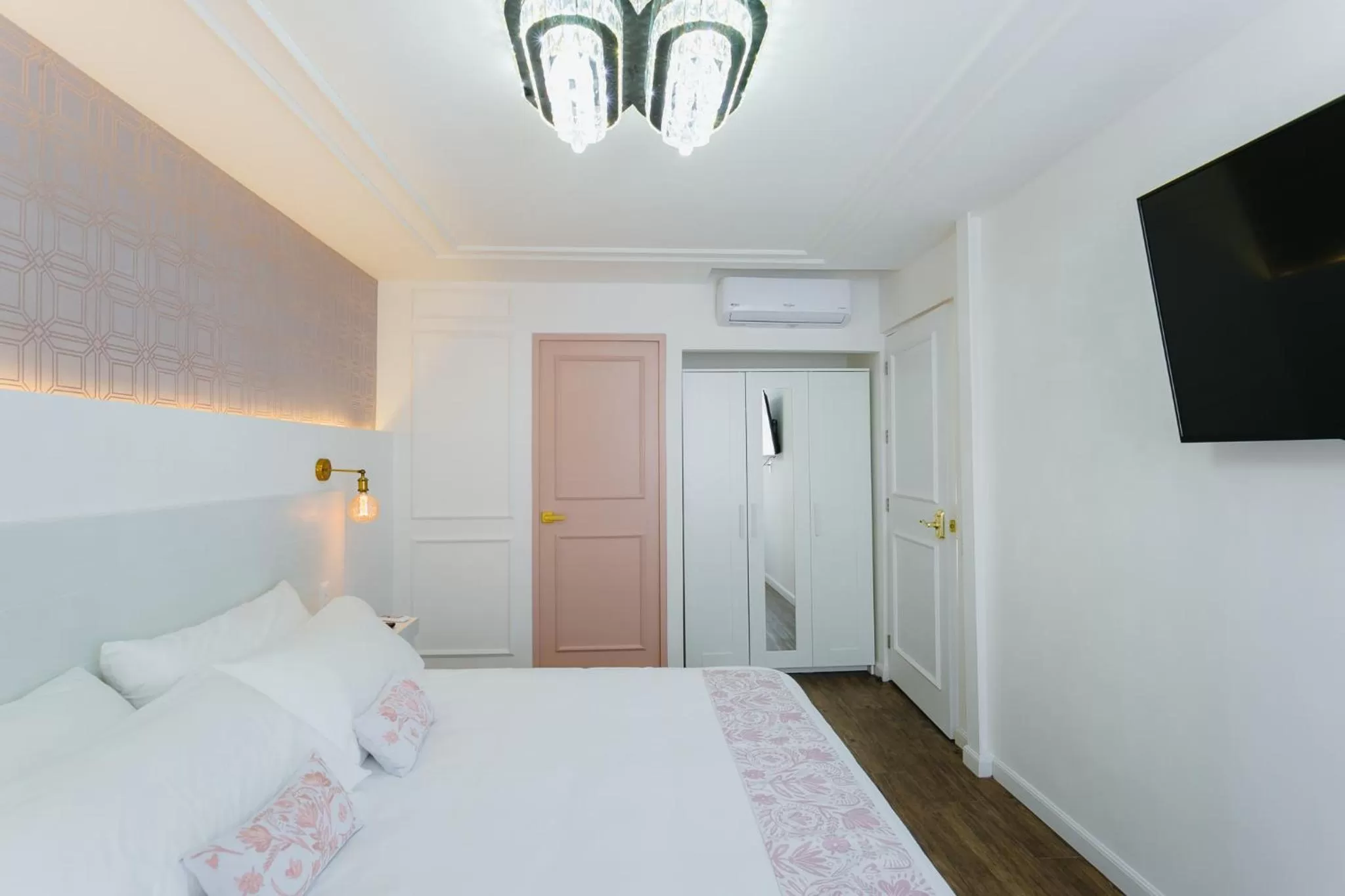 Bedroom, Bed in Casa Oxa Hotel