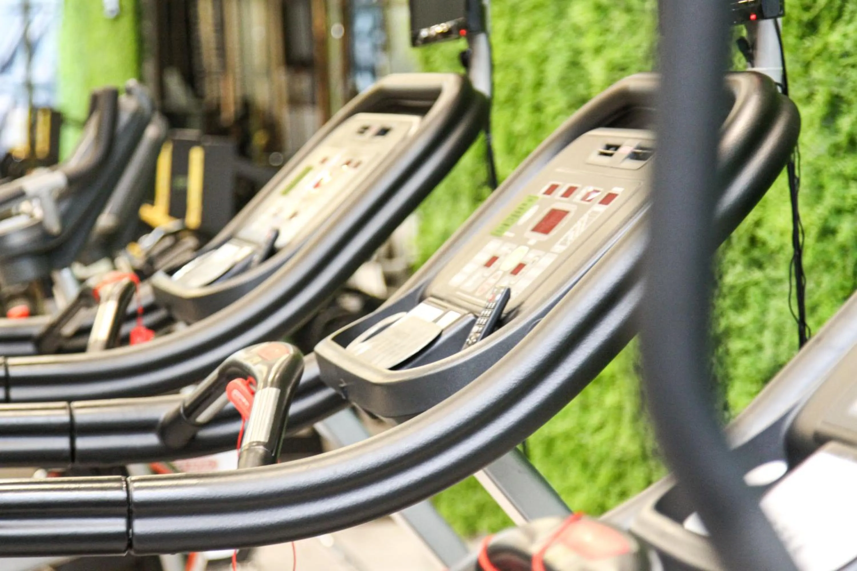 Swimming pool in Wyndham Grand Plaza Royale Hangzhou