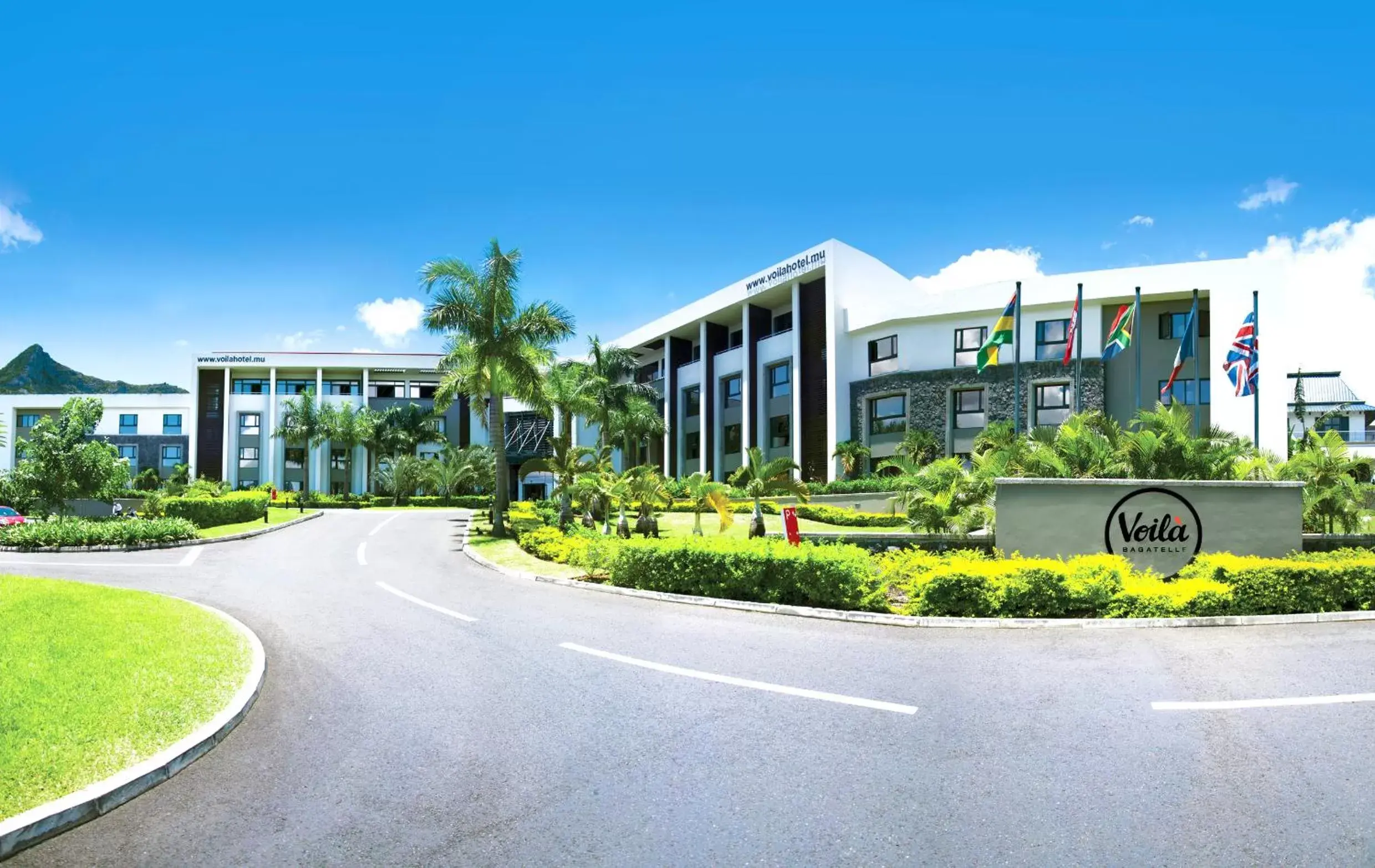 Voila Bagatelle Voila Bagatelle