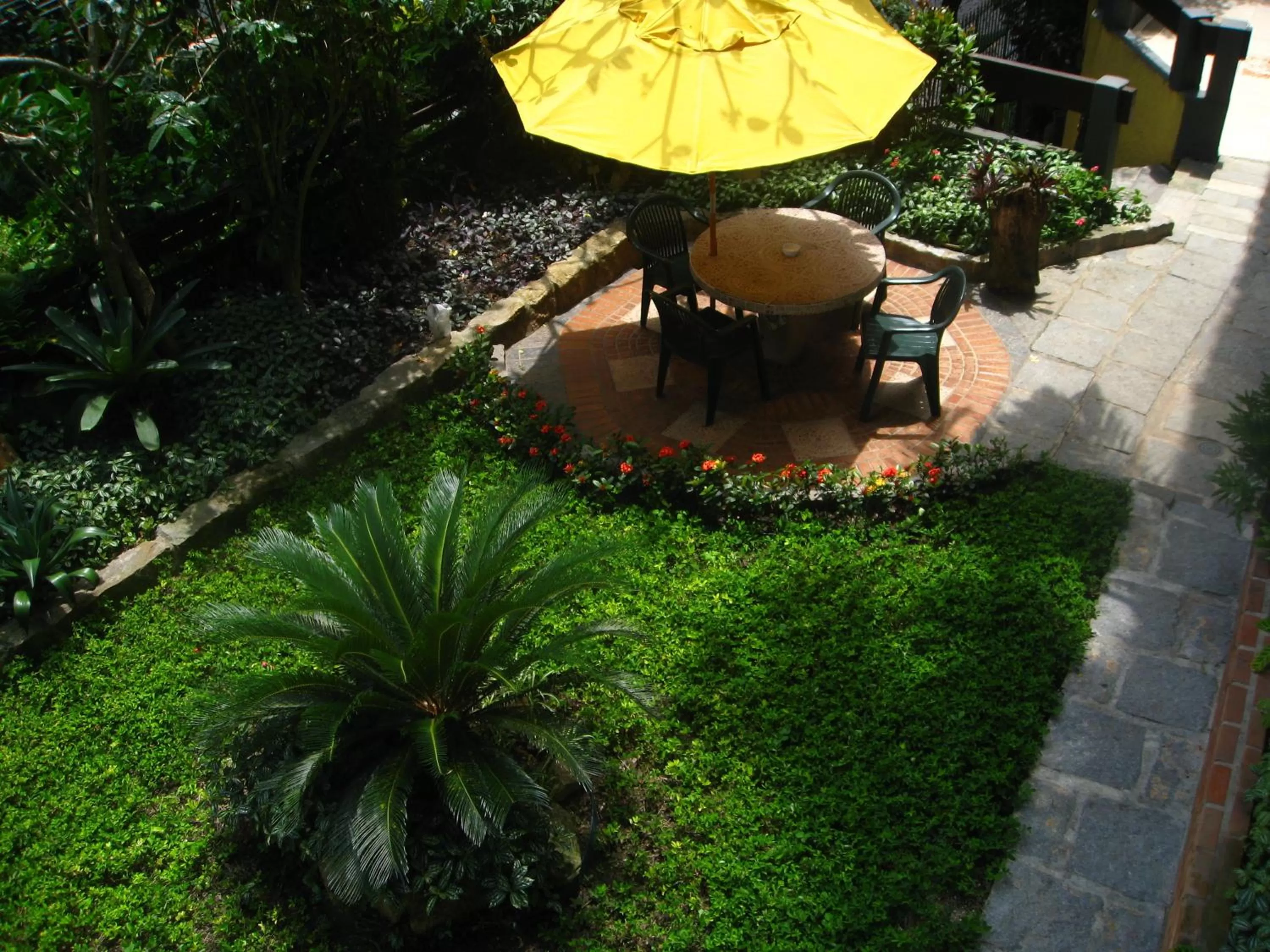 Facade/entrance in O Veleiro Bed and Breakfast