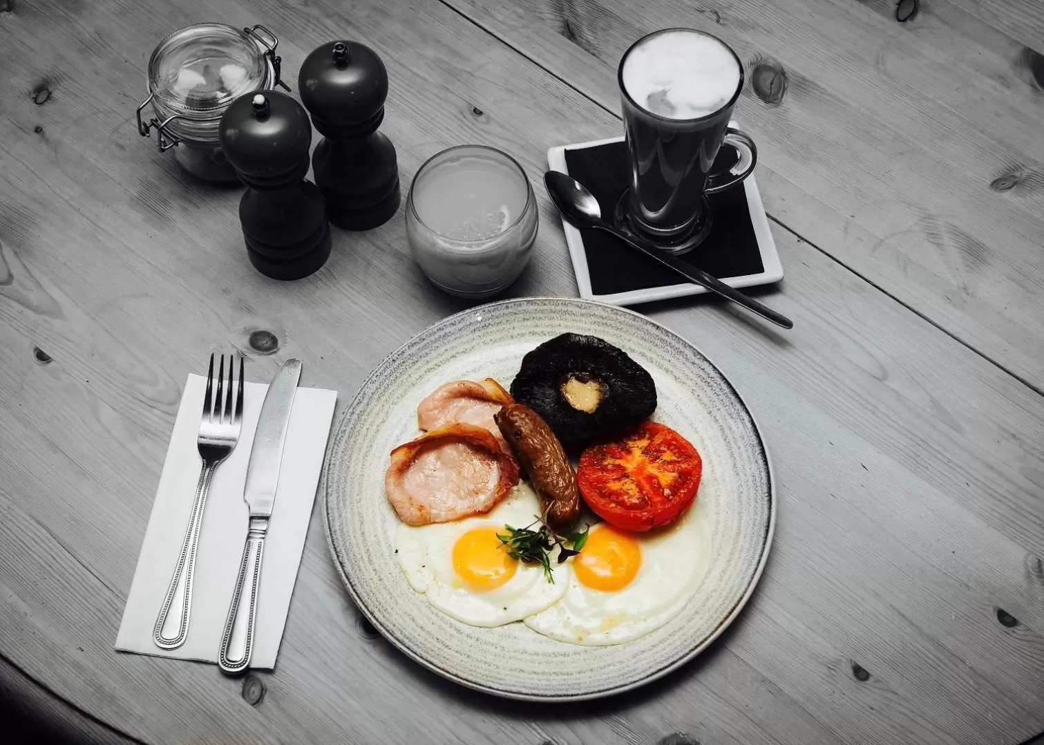 Breakfast in The Bull Inn