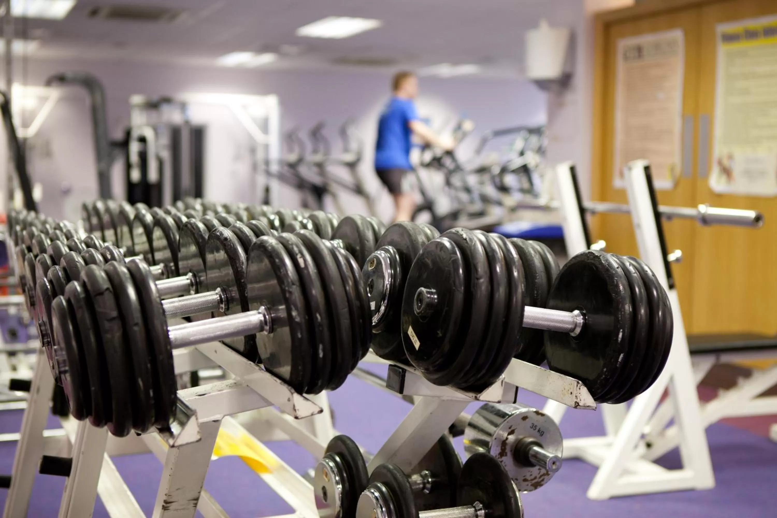 Fitness centre/facilities in Four Seasons Hotel & Leisure Club