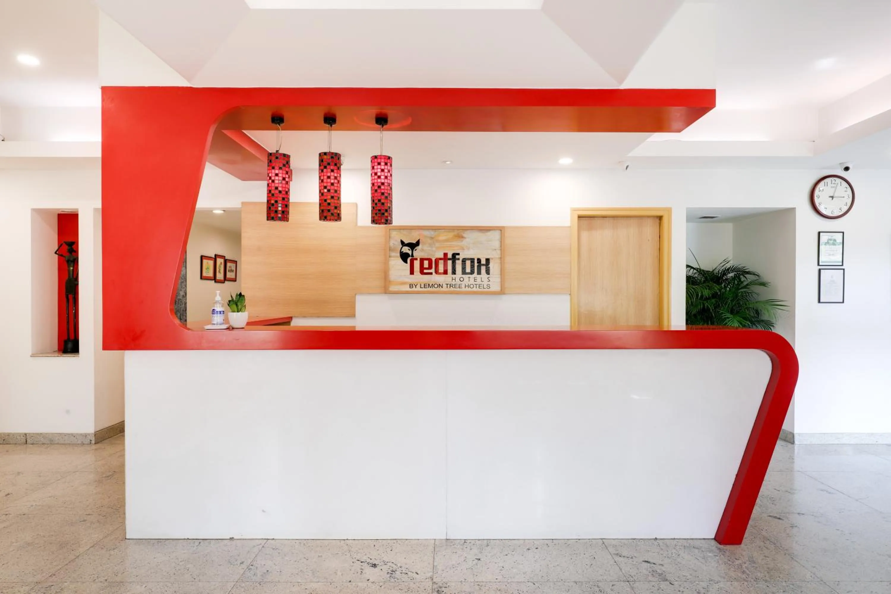 Lobby or reception in Red Fox by Lemon Tree Hotels, East Delhi