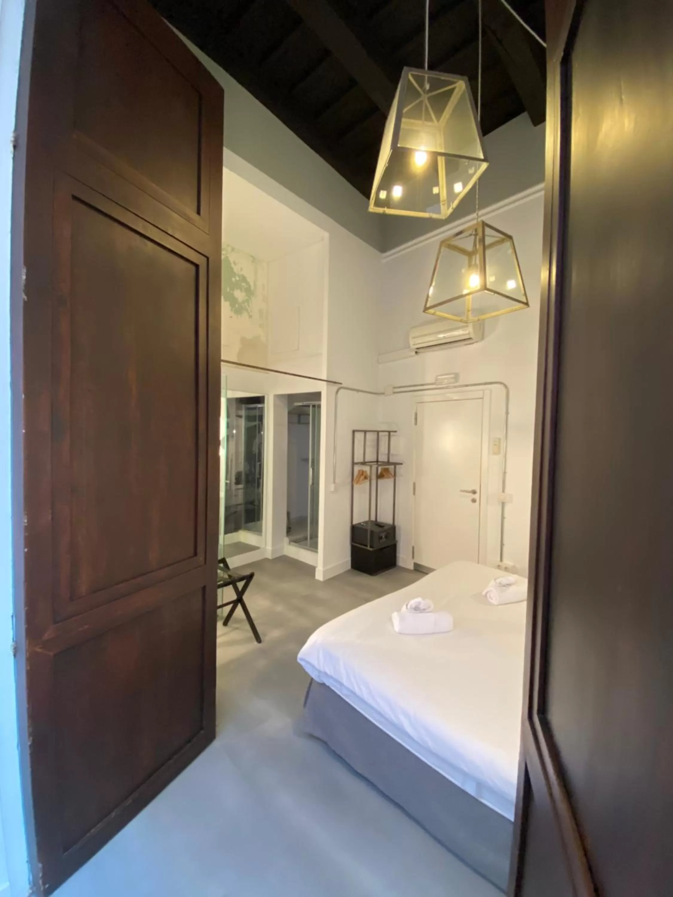 Standard Double Room in Antiguo Brondo Selfcheck-in Smart Rooms