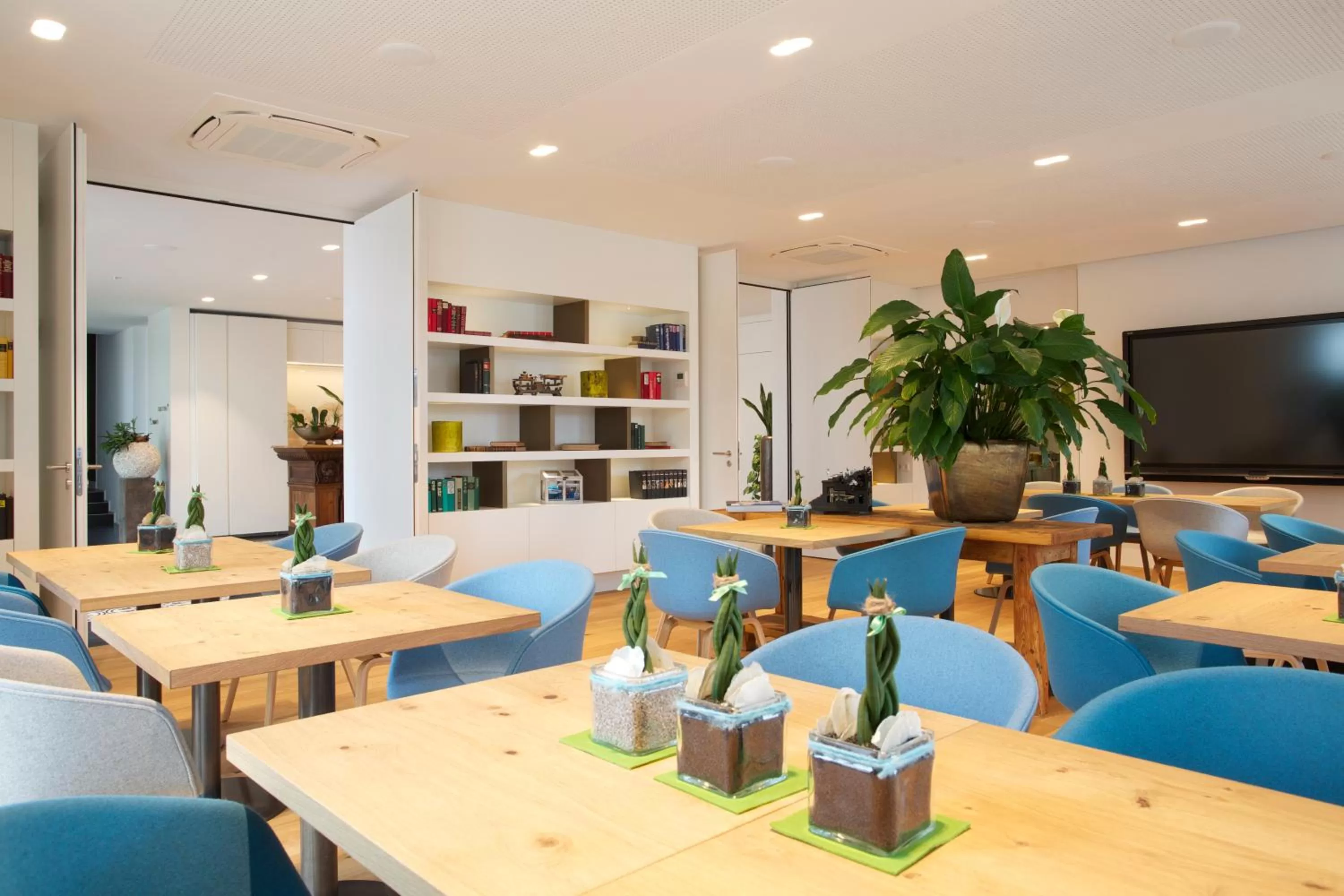 Restaurant/places to eat in Illertisser Hof