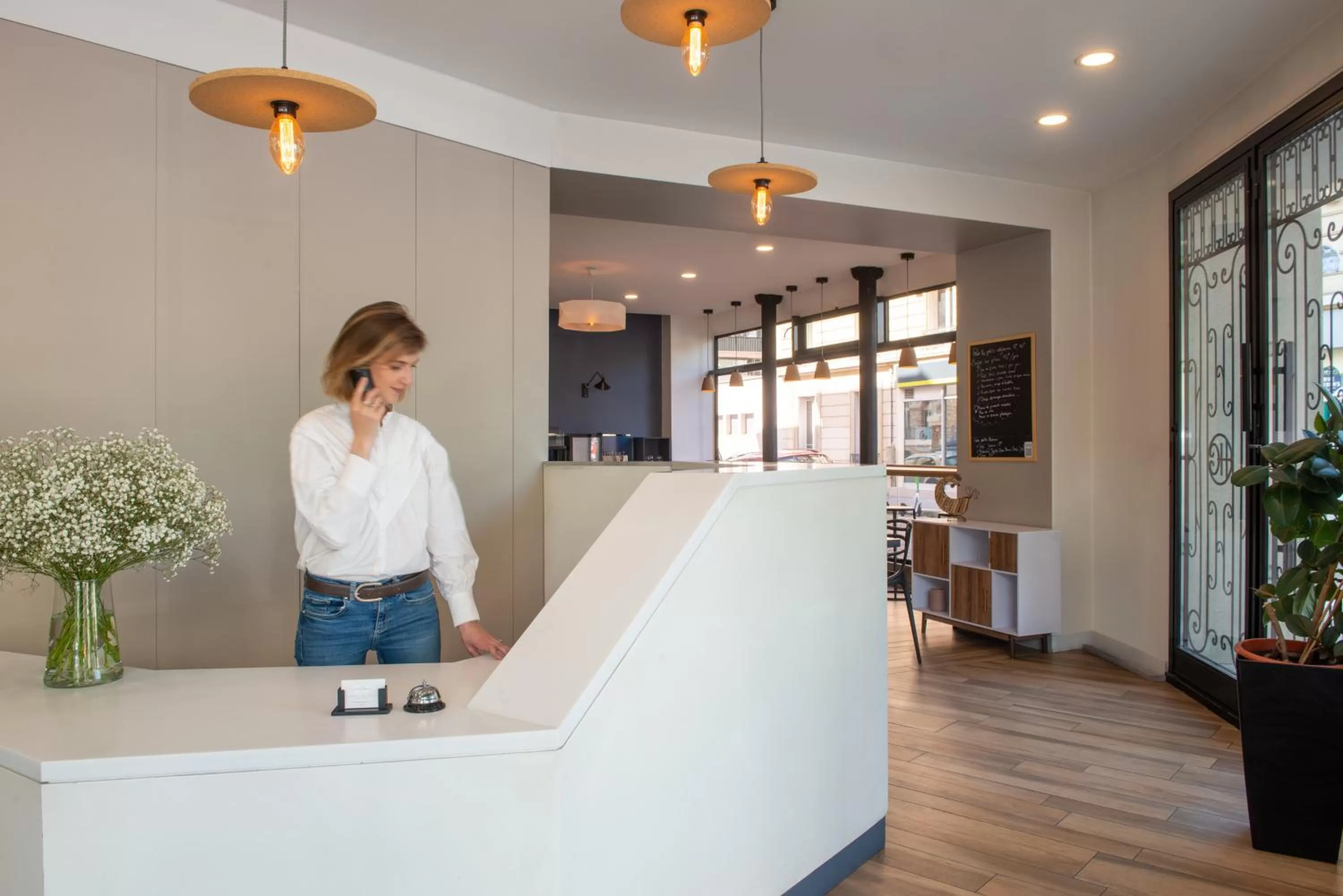 Lobby or reception in Hôtel Coypel by Magna Arbor