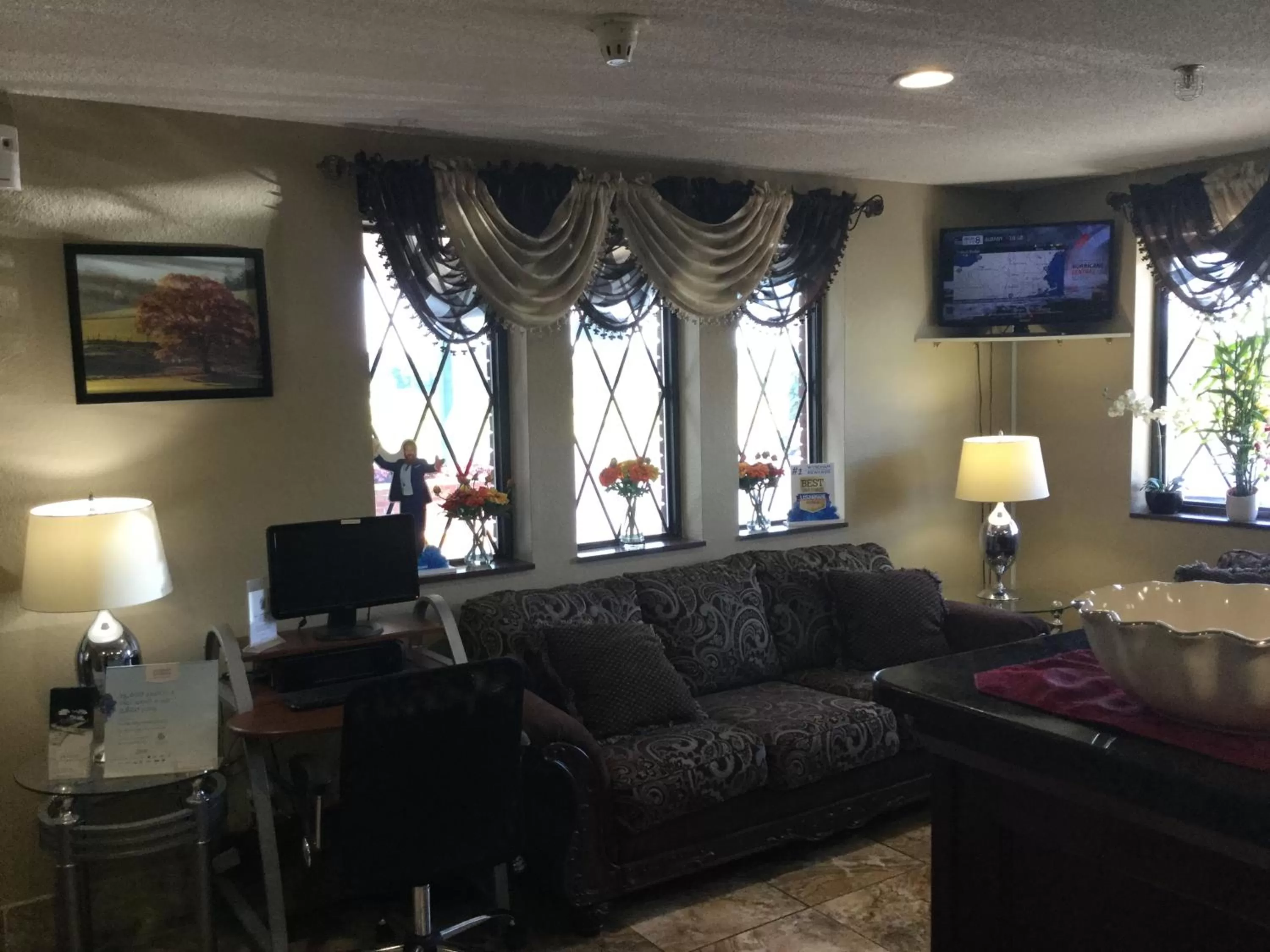 Seating area in Super 8 by Wyndham Amsterdam