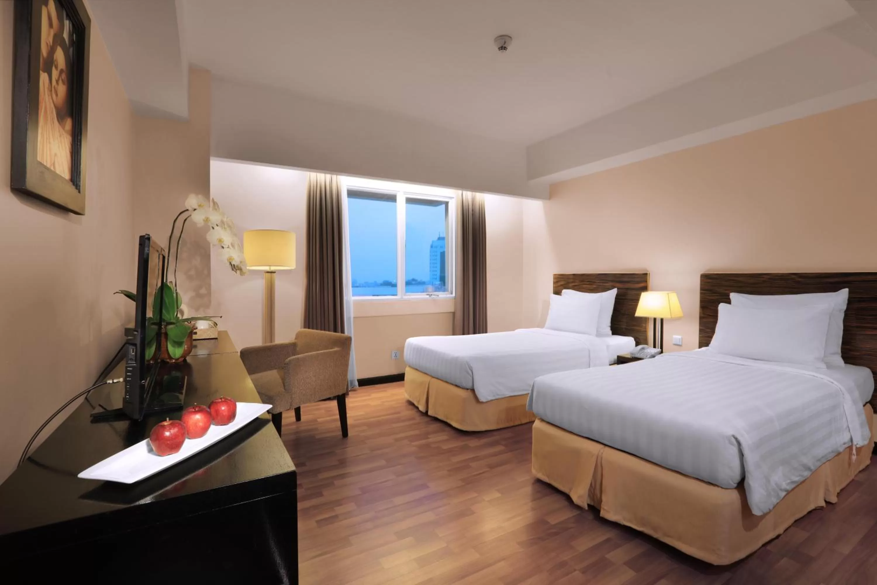 Superior Twin Room in Grand Dafam Braga Bandung