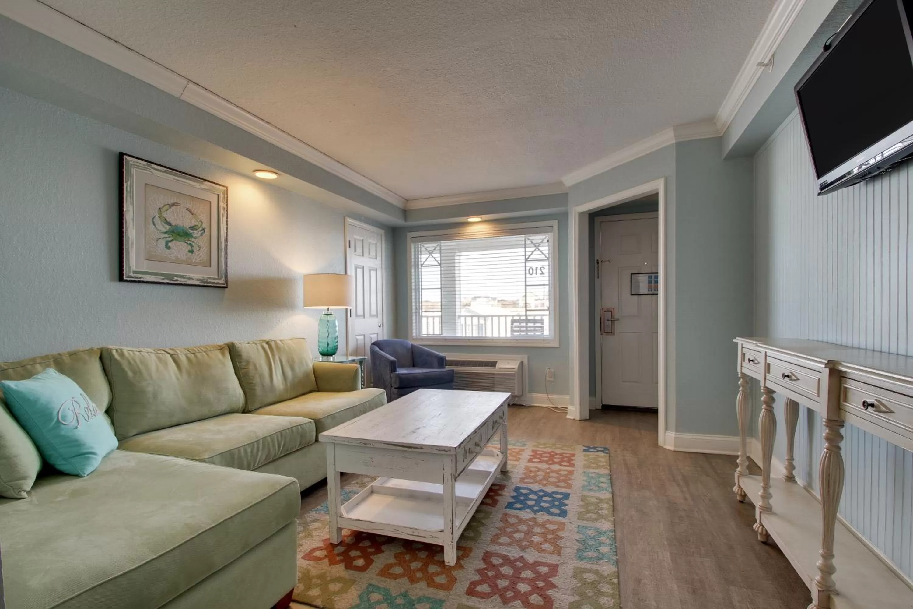 Bedroom in Islander Hotel & Resort