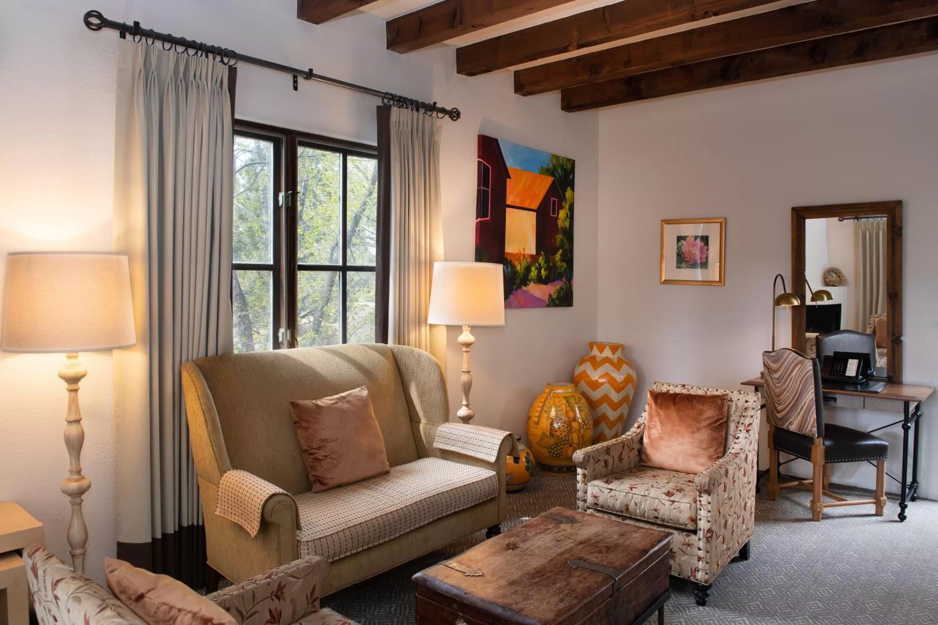 Living room in La Posada De Santa Fe, a Tribute Portfolio Resort & Spa