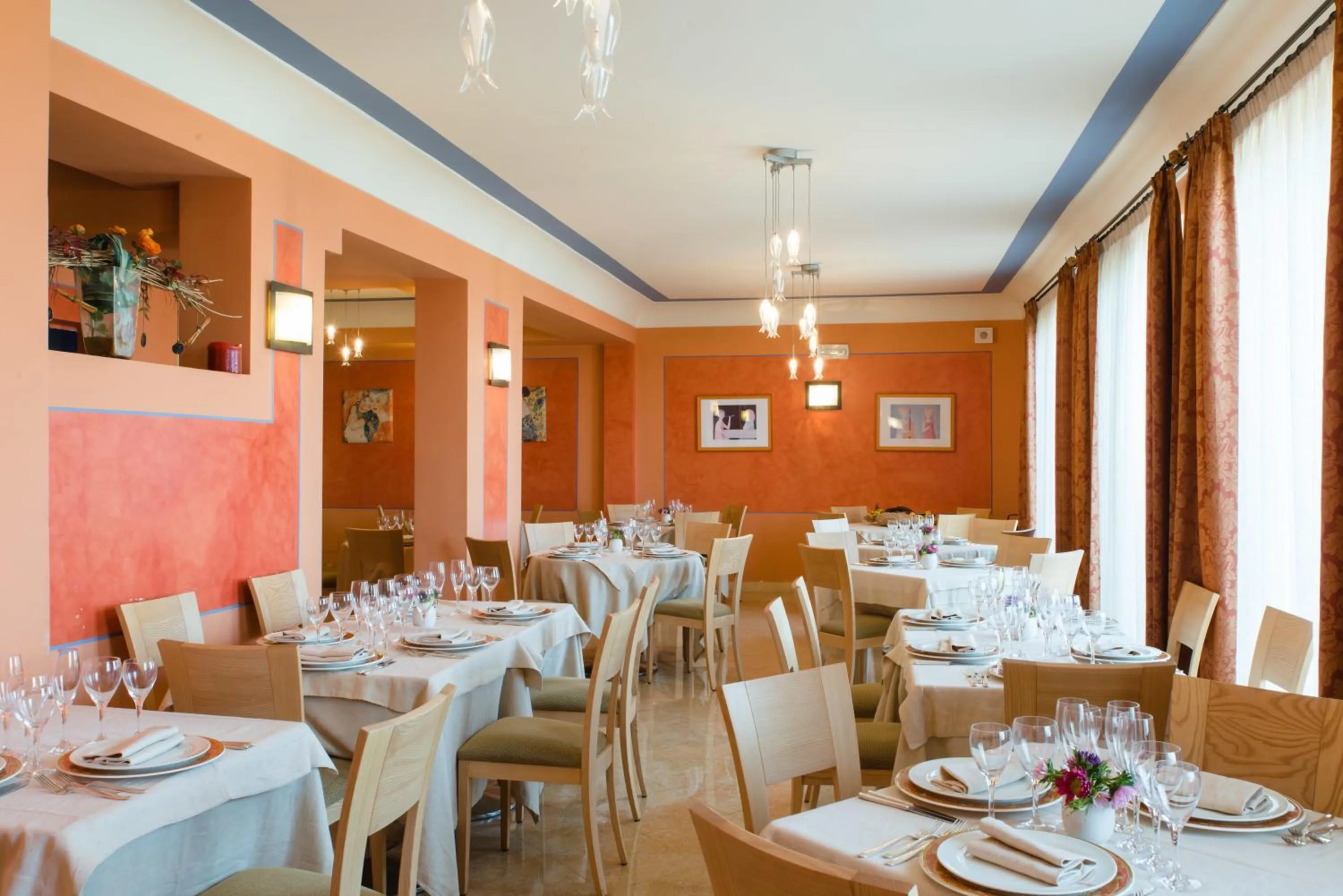 Restaurant/places to eat in Hotel Villa Mare