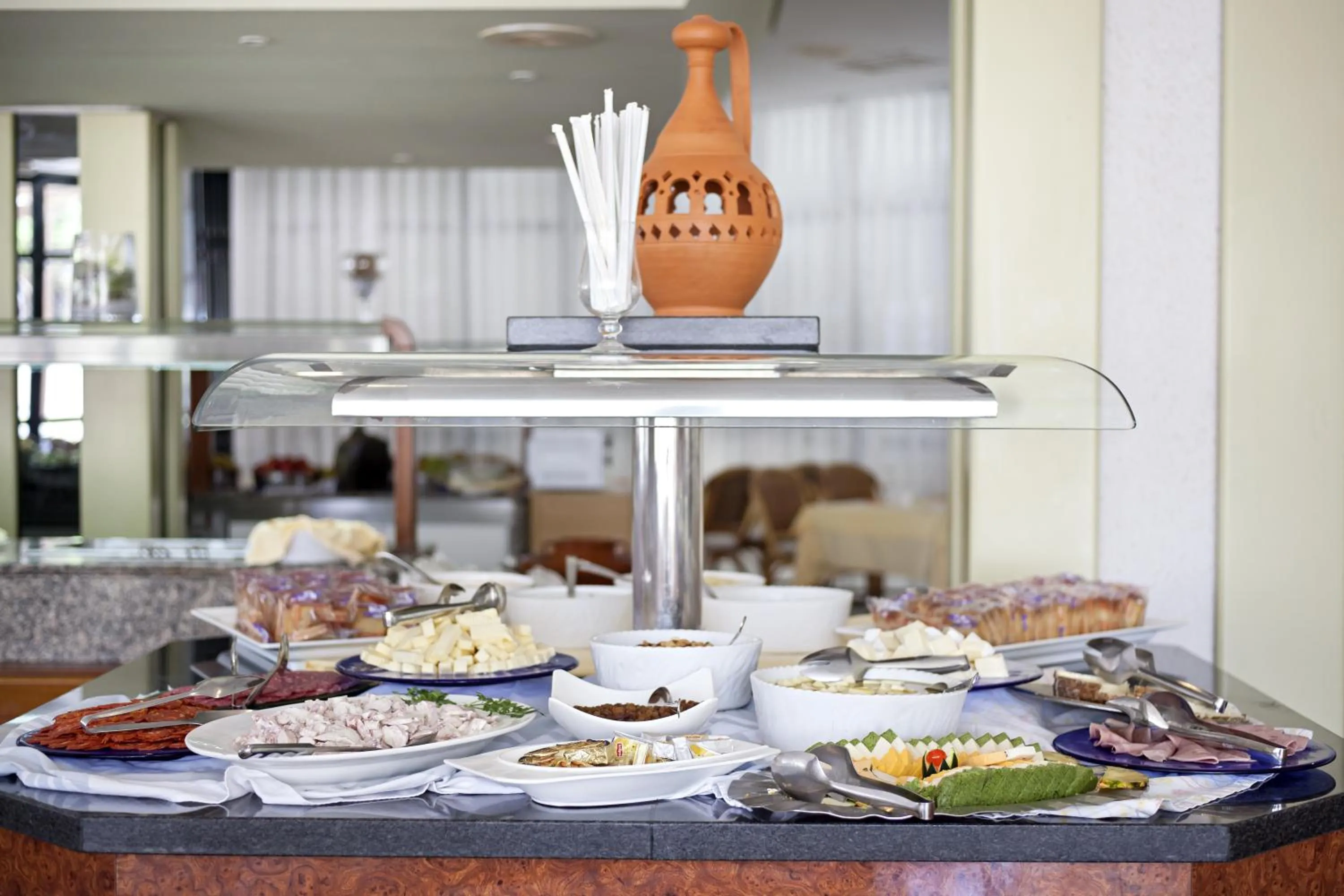 Food in AR Almerimar