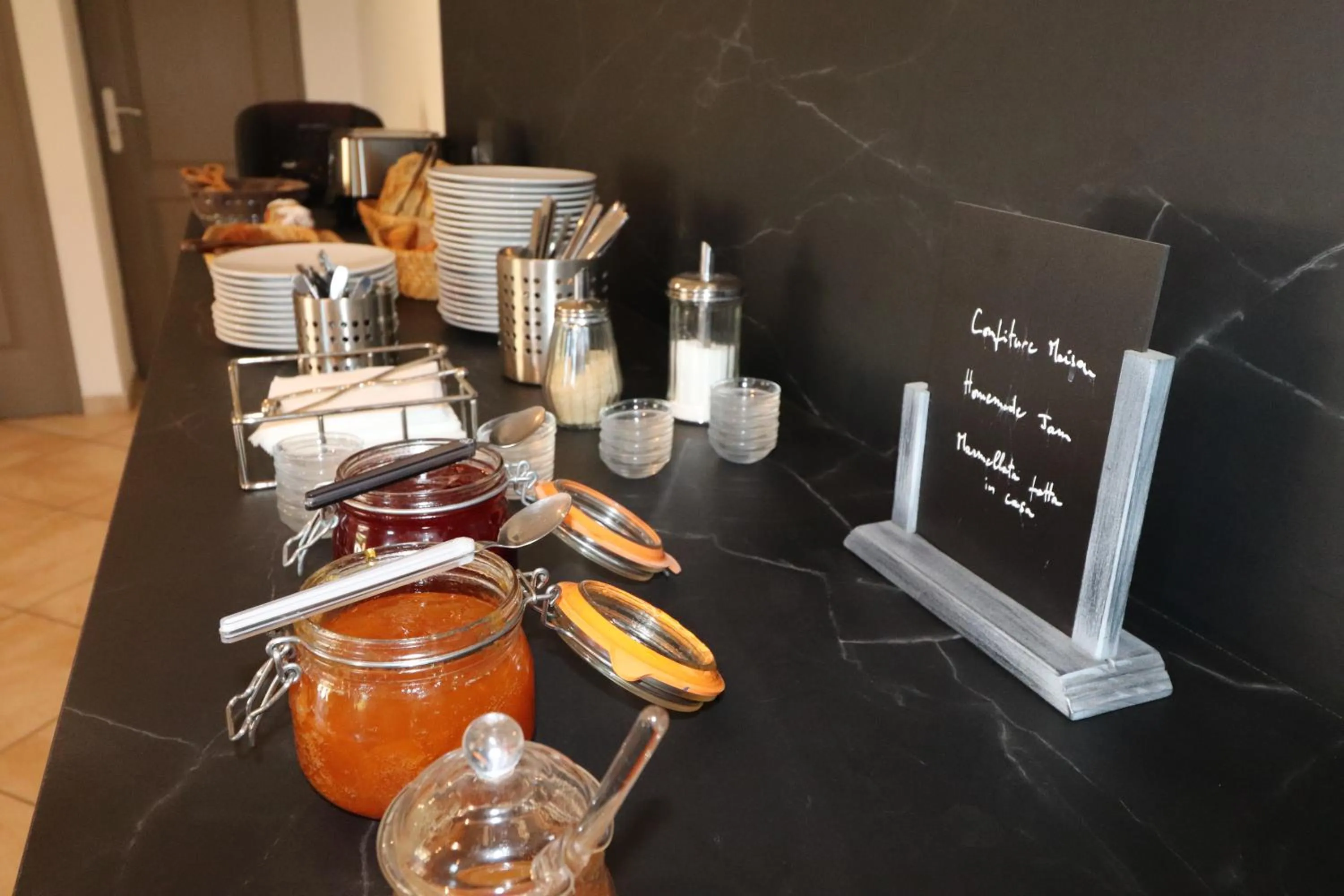 Breakfast in Hôtel Padolo