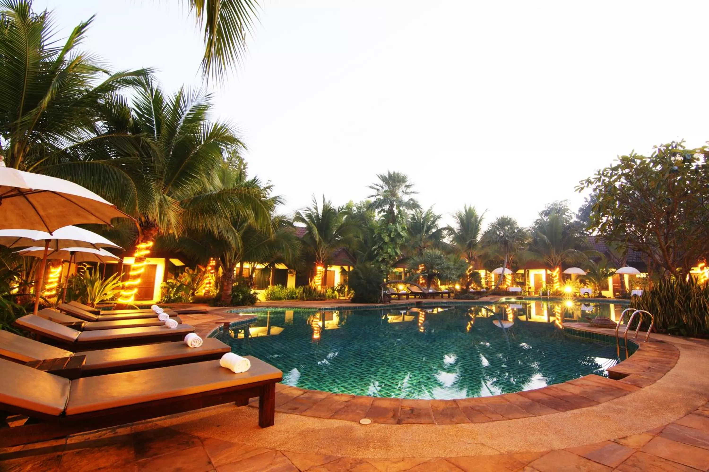 Swimming pool in Laluna Hotel And Resort, Chiang Rai