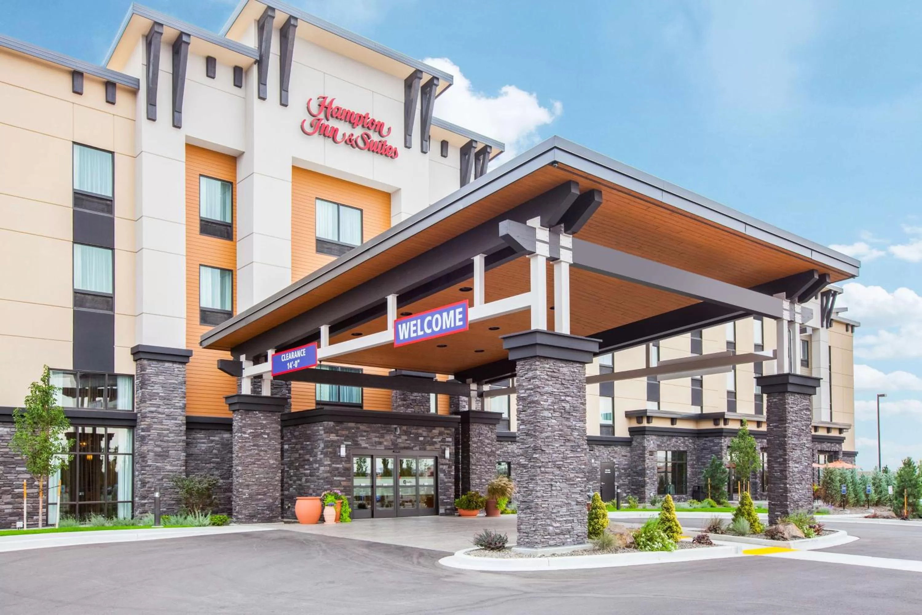 Property building in Hampton Inn & Suites Pasco/Tri-Cities, WA